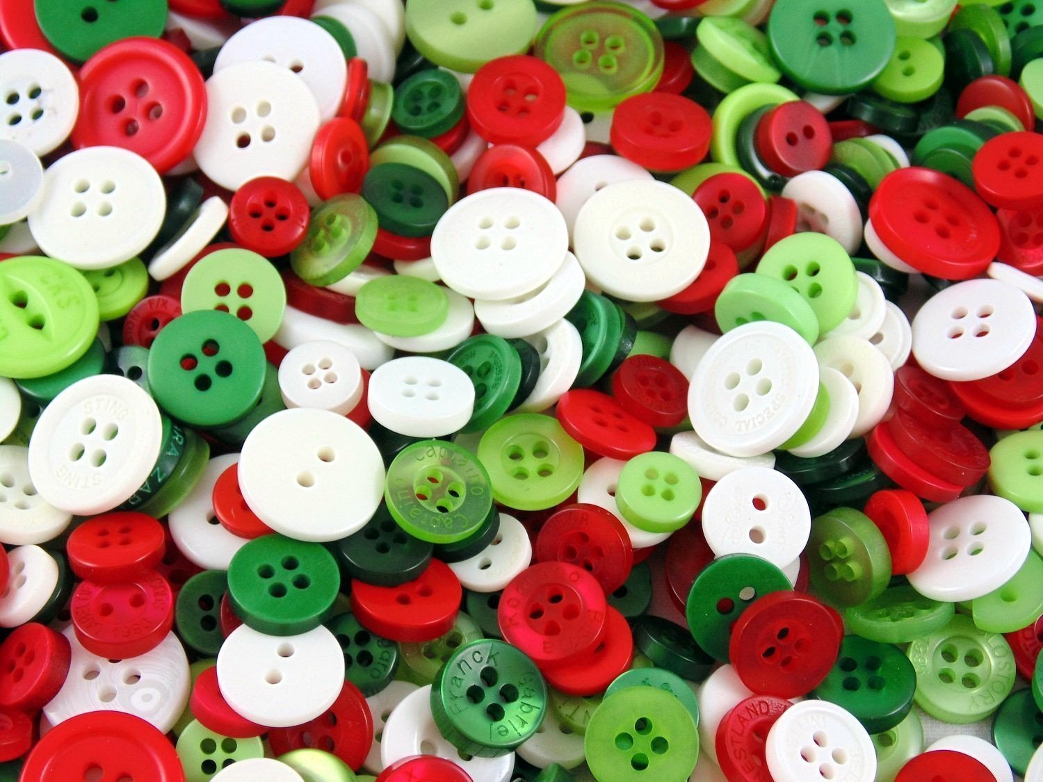 Pack of 100 x Christmas Small Mixed Buttons - Red, Greens, Whites and Cream Colours