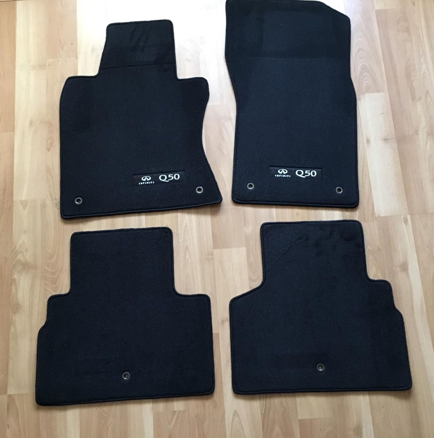 Amazon Com Infiniti Q50 Oem Black Carpeted Floor Mats Interior