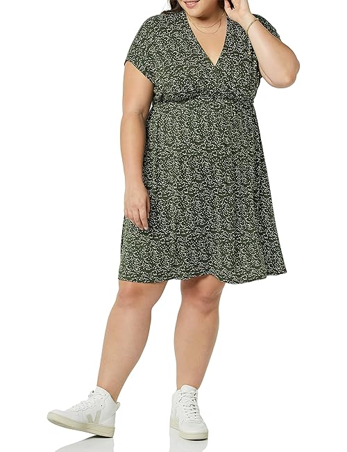 Amazon Essentials Women's Surplice Dress (Available in Plus Size), Olive Dots, XX-Large