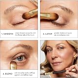 Laura Geller Dual-Ended Eyeshadow Brush Domed Shader & Blending view 2
