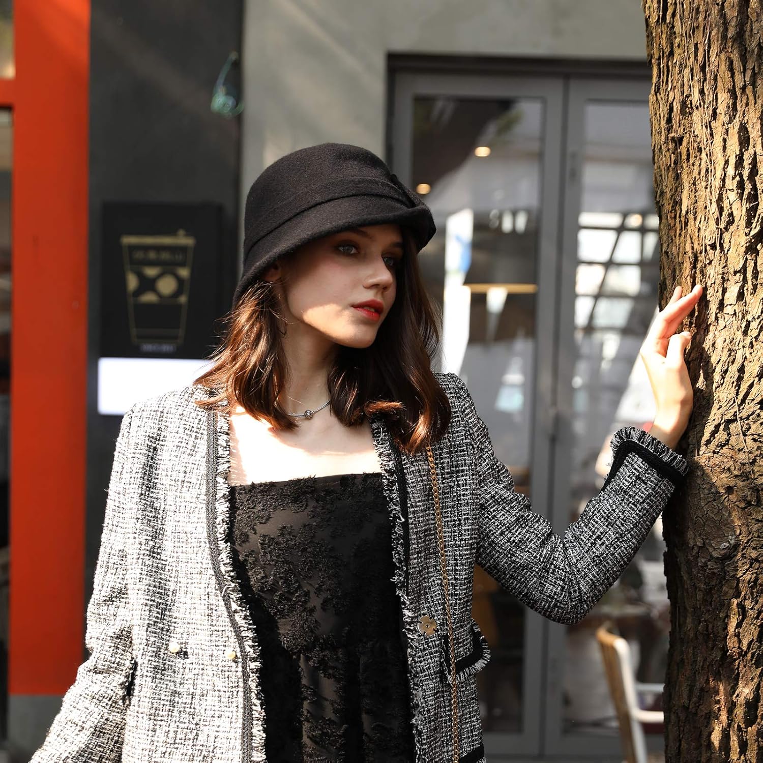 Womens Black Vintage Wool Felt Cloche Bucket Hat Winter Bowler Cap Packable at  Women’s Clothing store