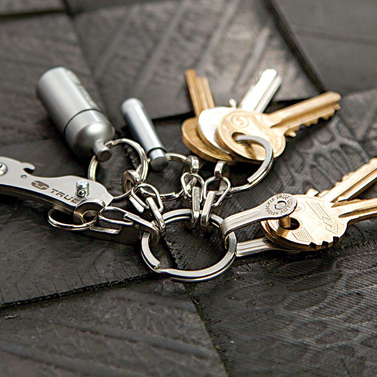 True Utility Key Ring System with 5 Key Shackle Buy Online in UAE
