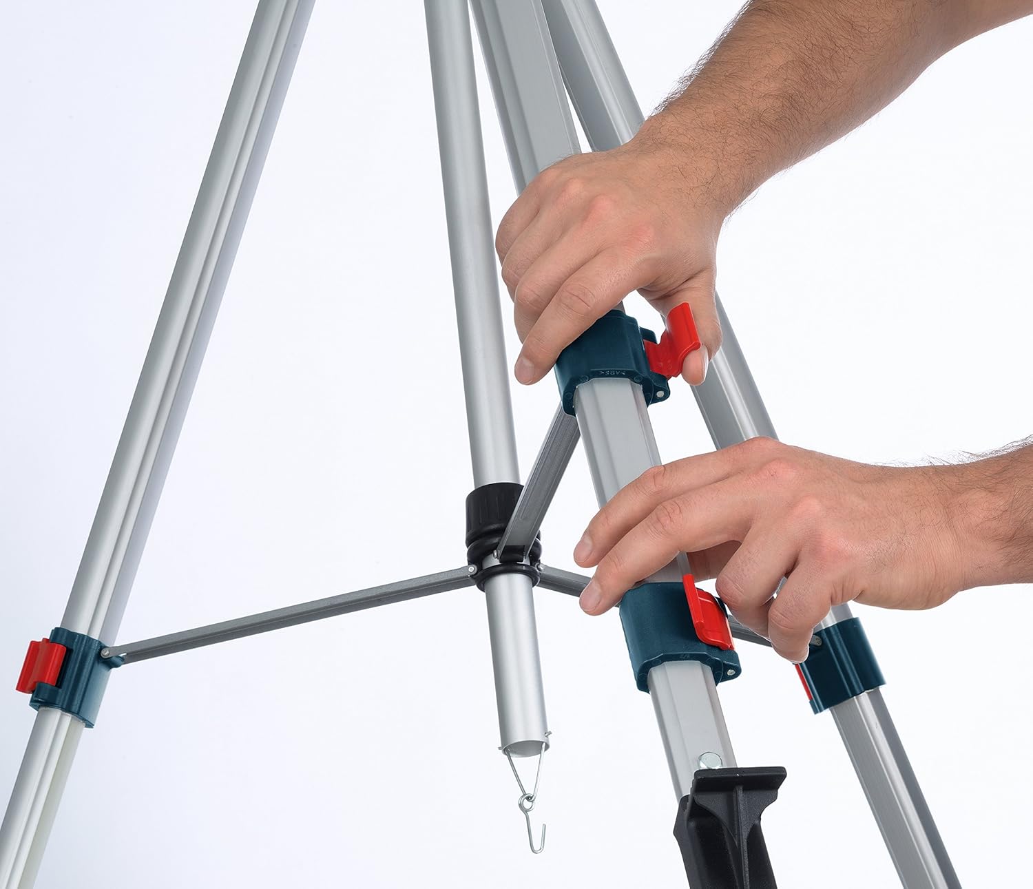Bosch Professional Aluminum Elevator Tripod with Adjustable Legs BT 250: Home Improvement