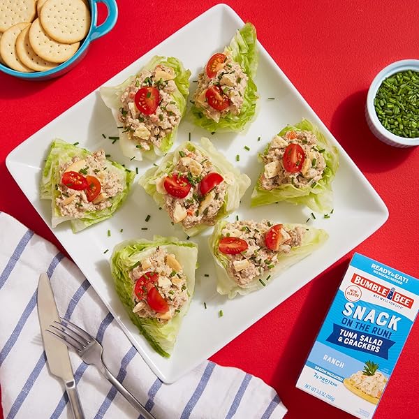 BUMBLE BEE SNACK ON THE RUN RANCH TUNA SALAD WITH CRACKERS KIT, READY TO EAT SPOON INCLUDED WILD CAUGHT TUNA SHELF STABLE & CONVENIENT PROTEIN SNACK- 3.5 OZ