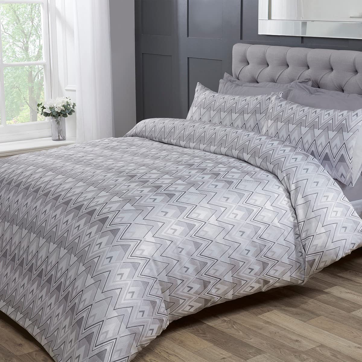 Sleepdown Chevron Jacquard Zig Zag Geometric Stripe Light Grey White Luxury Duvet Cover Quilt Bedding Set with Pillowcase - Single (135cm x 200cm)