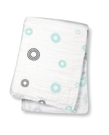 lulujo baby swaddle