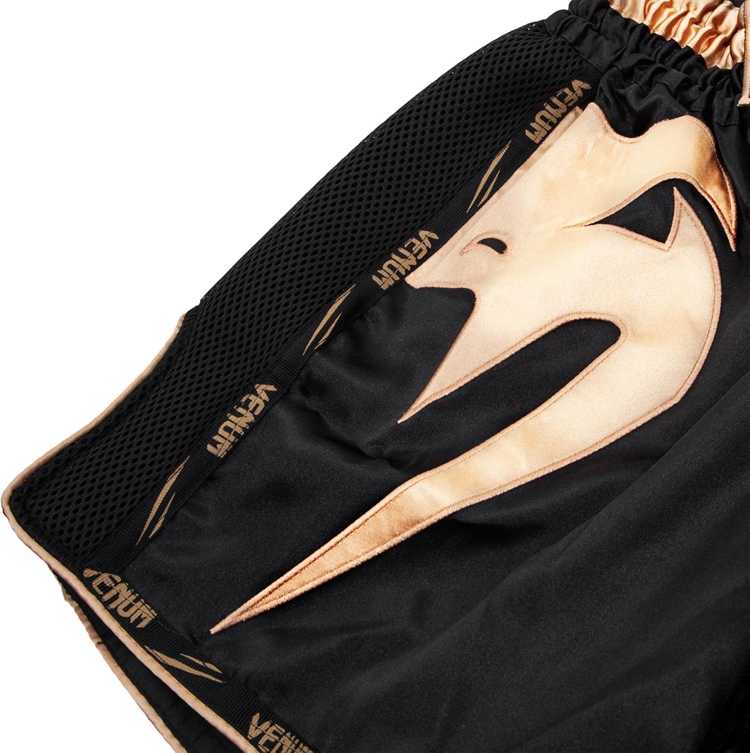 Venum Giant Muay Thai Shorts : Clothing