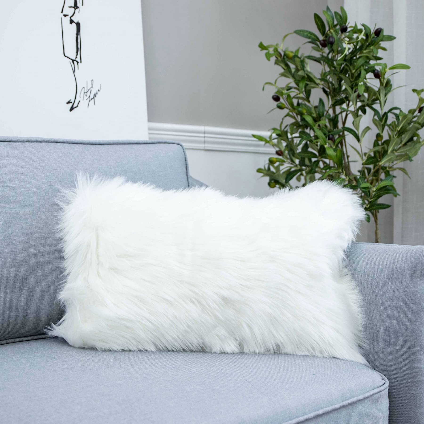 LIGICKY Luxury Series Soft Faux Fur Cushion Cover Decorative Square Plush Pillow Case Throw Pillow Cover for Couch Sofa Bed (White, 12 x 20 Inch)