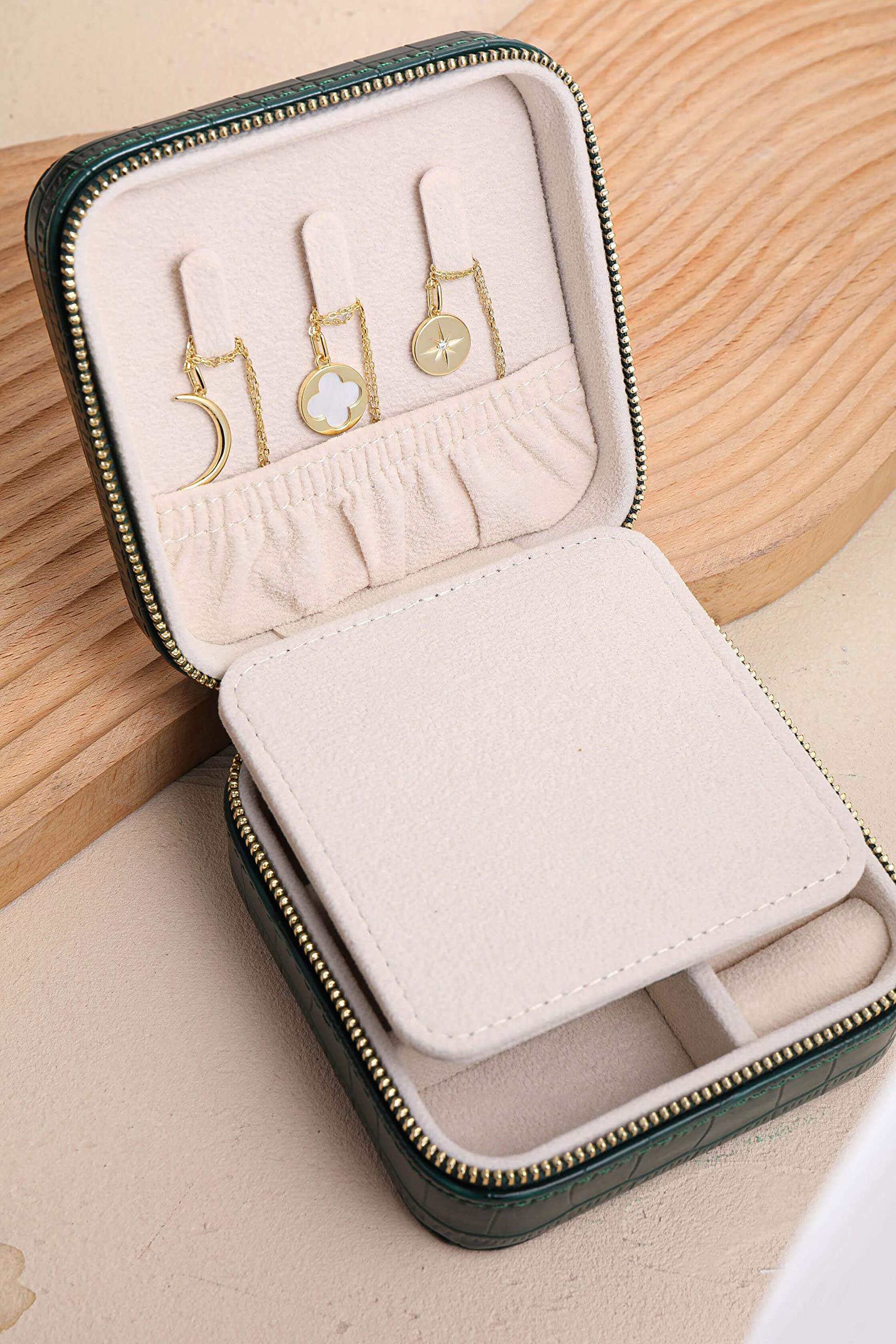 S.Leaf Travel Jewelry Organizer Boxes for Women Small Portable Necklace Earrings Bracelet Rings Travel Case Best Friend Birthday Gifts for Women Trendy (11_Pattern_Crocodile_Black_01)