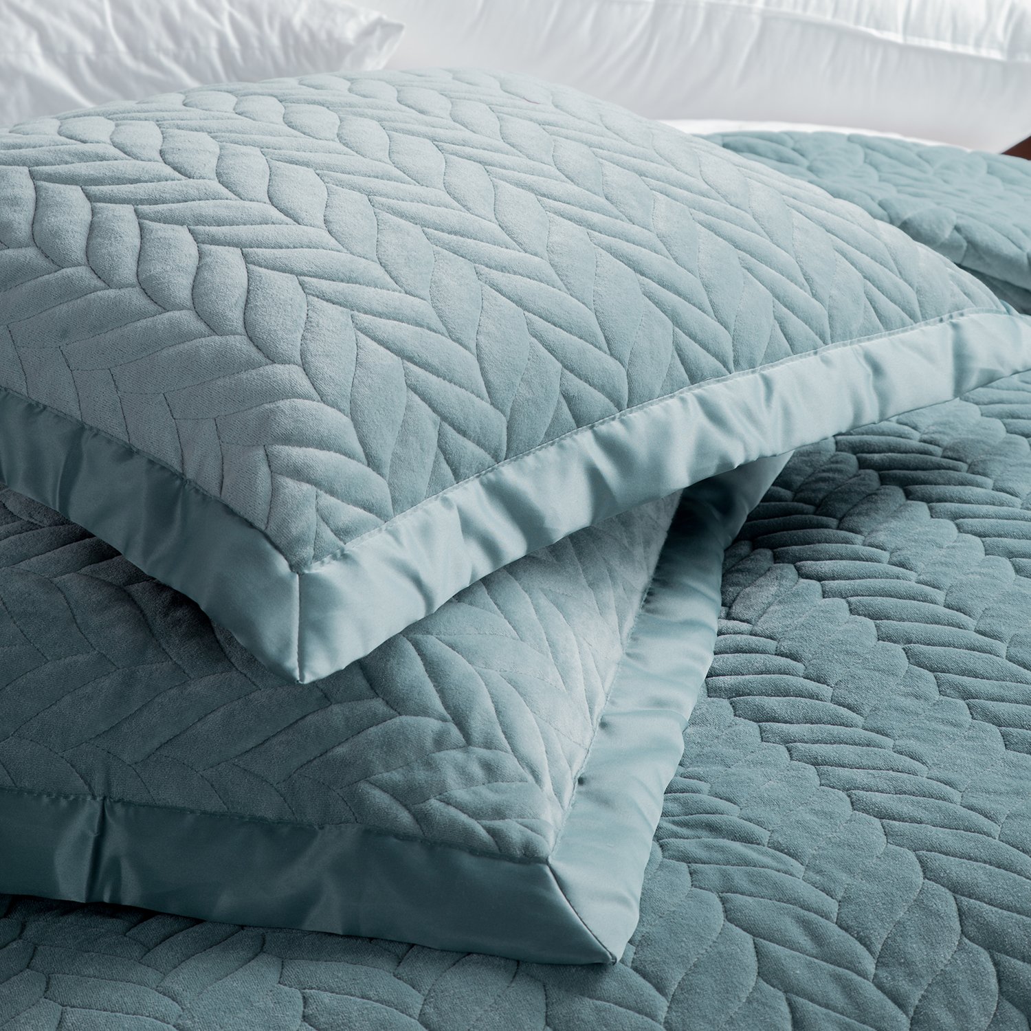 Velvet Quilt Set King(106\