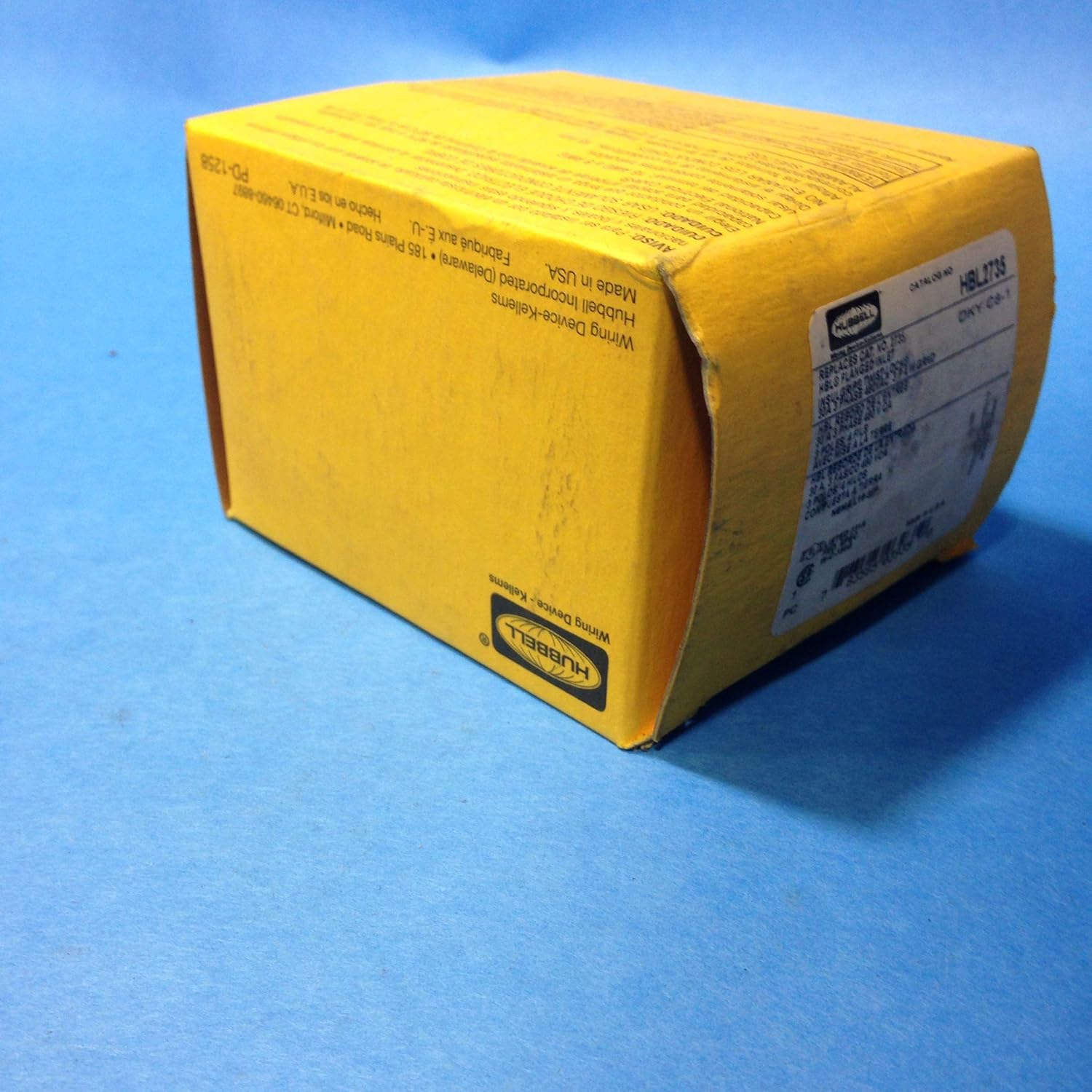 Locking Devices, Twist-Lock, Industrial, Flanged Inlet, 30A 3-Phase