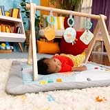 Bright Starts Disney Winnie the Pooh Once Upon a Tummy Time Activity Mat view 3