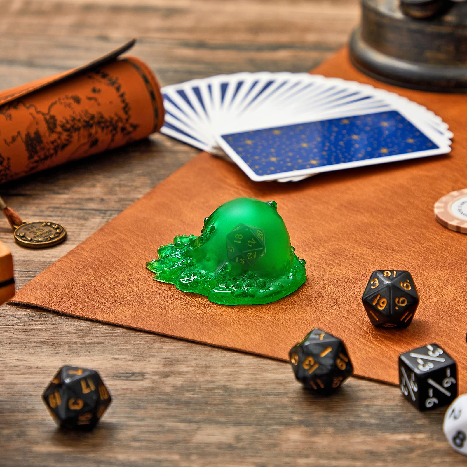 Deekin Dice Jail Gelatinous Cube Dice Prison Resin Cage Translucent Miniature Accessory for Table Game Party Gatherings Gifts(Green)