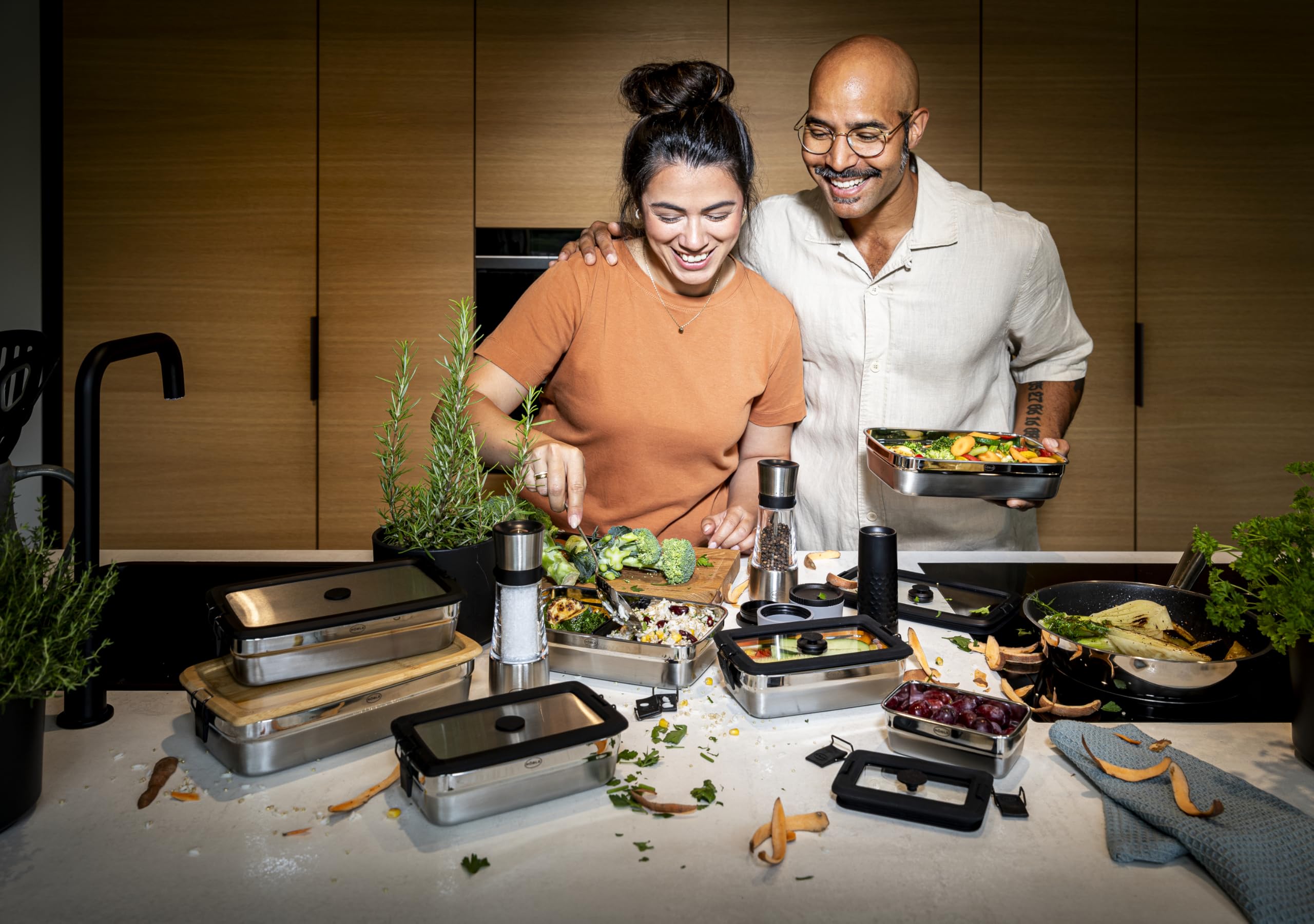 RÖSLE Elegance ProCeraPlus Bratpfanne, Antihaft und Robust - Ø 24 cm, Hitzebeständig bis 260 °C, Keramikversiegelung, silbern, Edelstahl 18/10 2