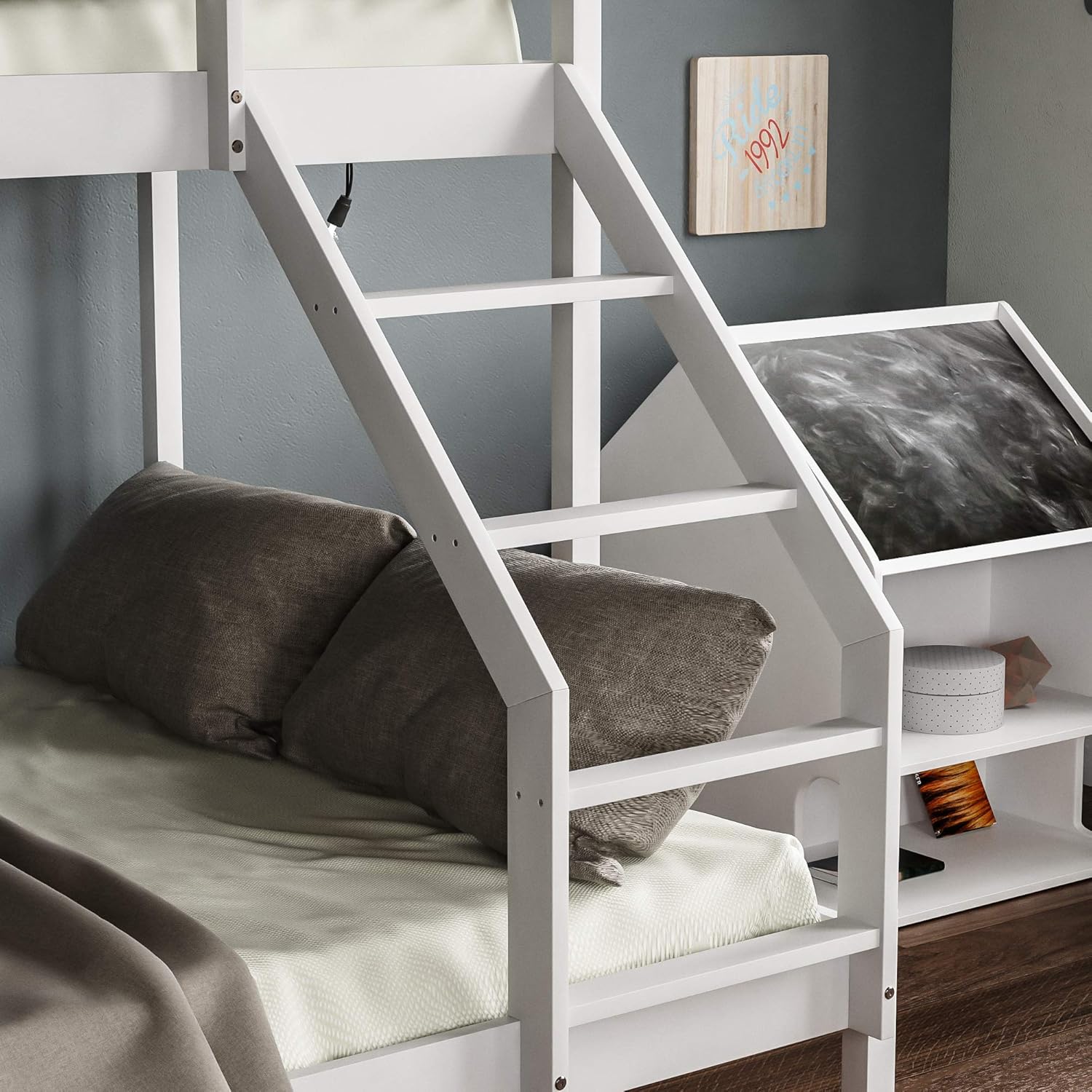 Vida Designs Sydney Triple Bunk Bed, Three Sleeper, Solid Pine Wood Frame, Kids Children, Double 4 Foot 6, Single 3 Foot, White - Image 5