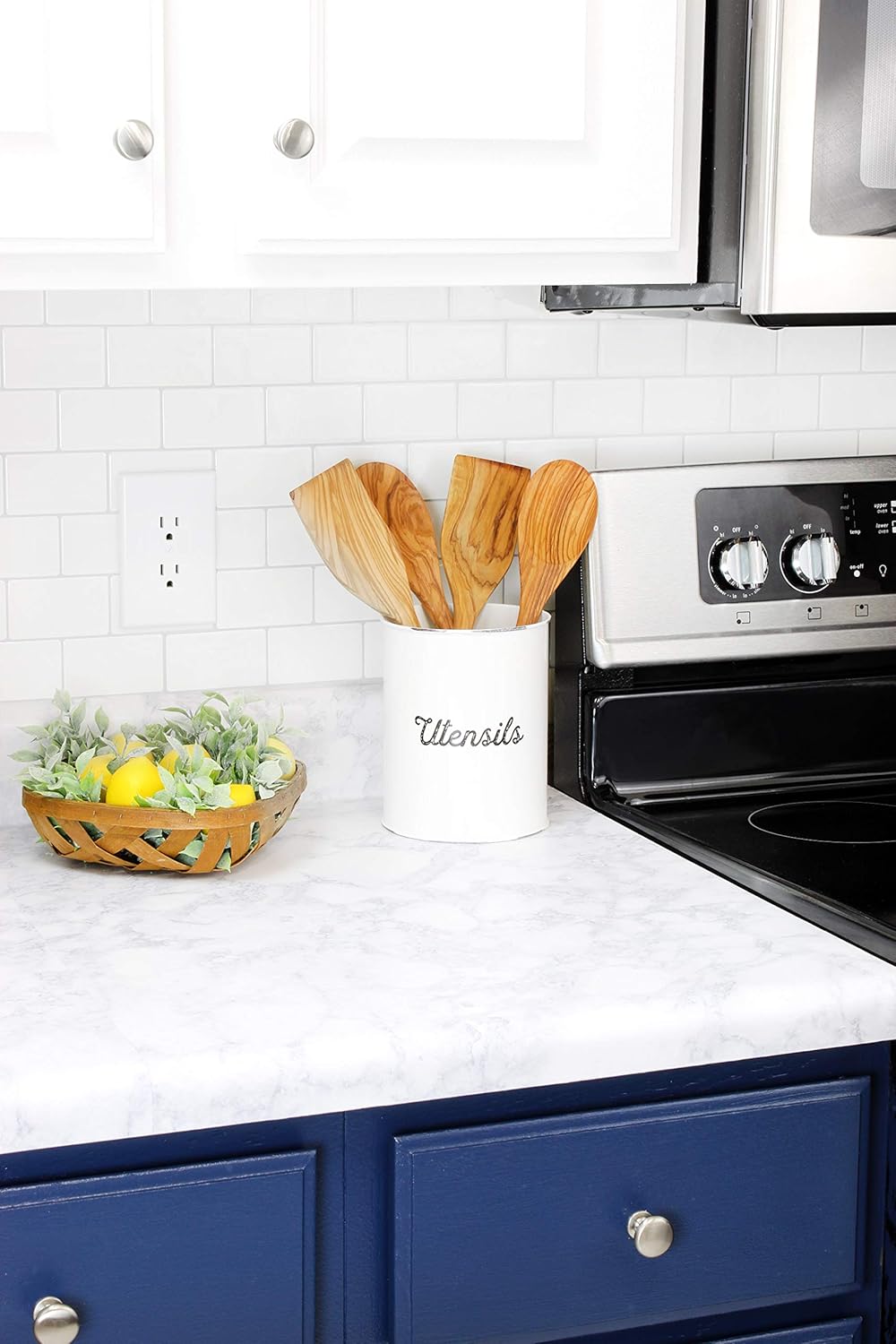 Amazon Com Auldhome Rustic Utensil Holder White Enamel Farmhouse Style Kitchen Utensil Caddy Kitchen Dining