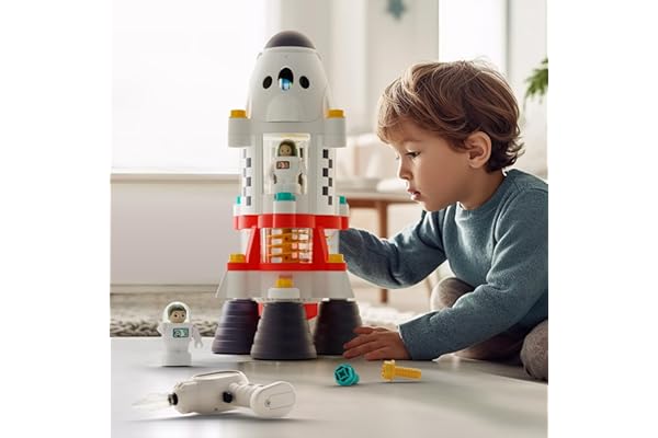 iPlay, iLearn Rocket Outer Space Toys, Kids Spaceship Playset with Space Shuttle, Electric Drill, 2 Astronauts, Educational S