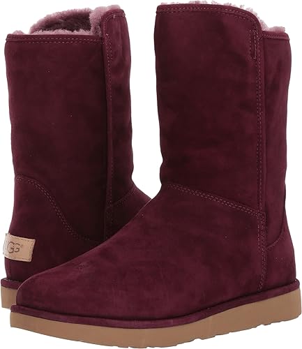 abree short ugg boots