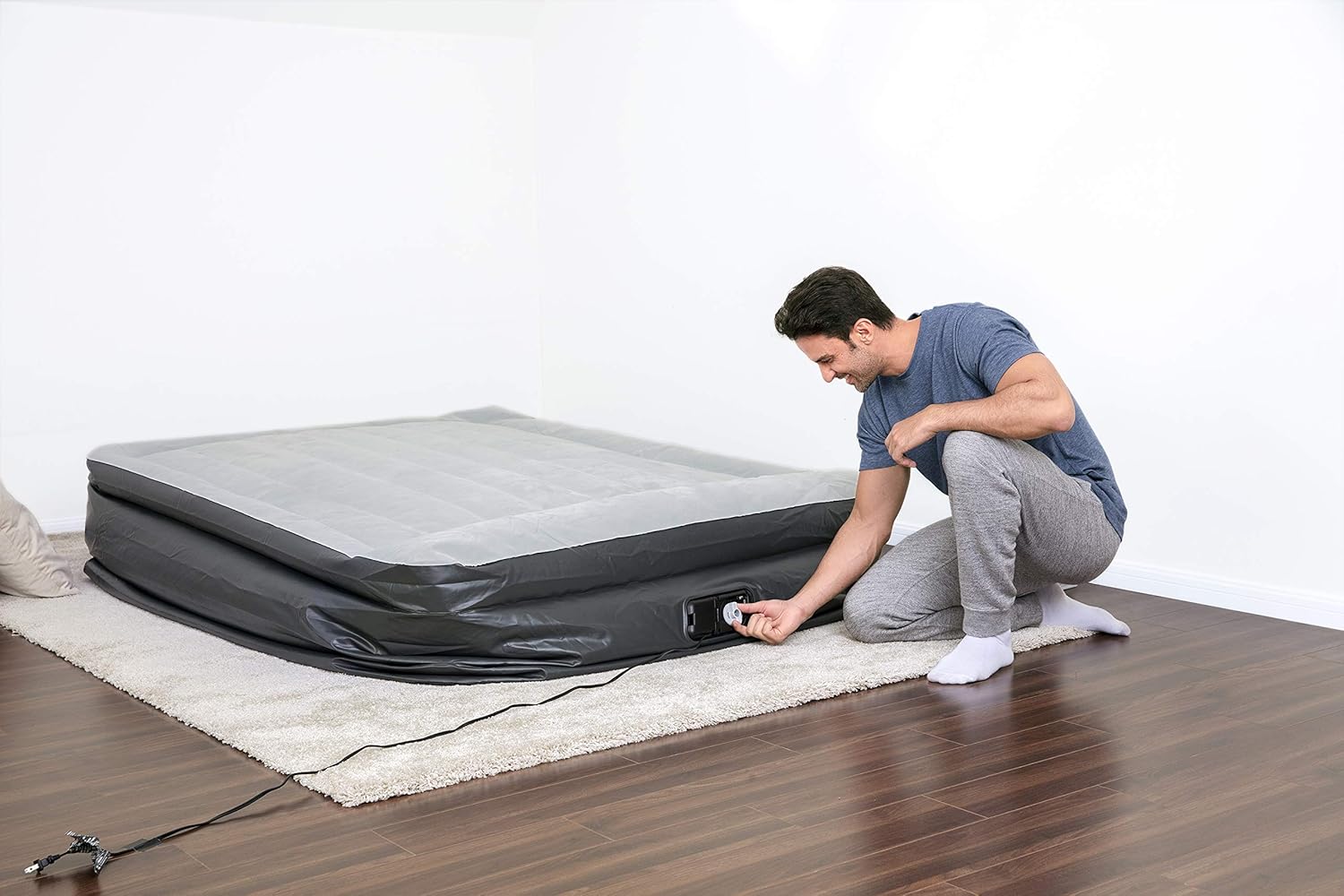 SleepLux Queen Air Mattress with Built-in AC Pump | 22" Raised Inflatable Airbed | Includes Built-in Pillow and USB Charge Port | Best Back and Shoulder Support | Durable Tritech Material: Sports & Outdoors