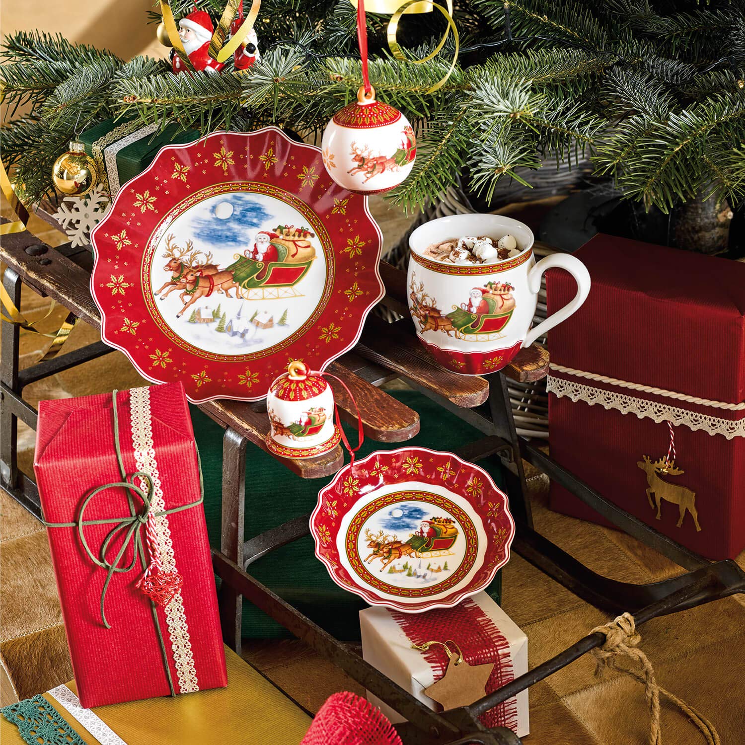 коллекция рождественский. виллерой и бох рождественская коллекция. Villeroy boch christmas. новогодняя коллекция елочных игрушек 2023. конфеты в коробке с ангелочком по четыре штуки.