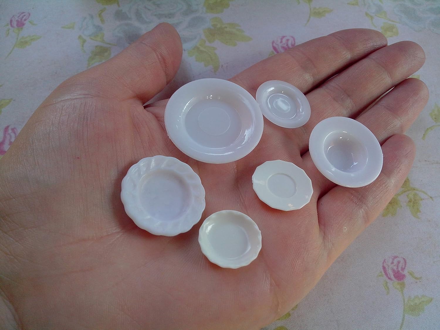 Silicone 3Dmolds in the form of dishes of different shapes