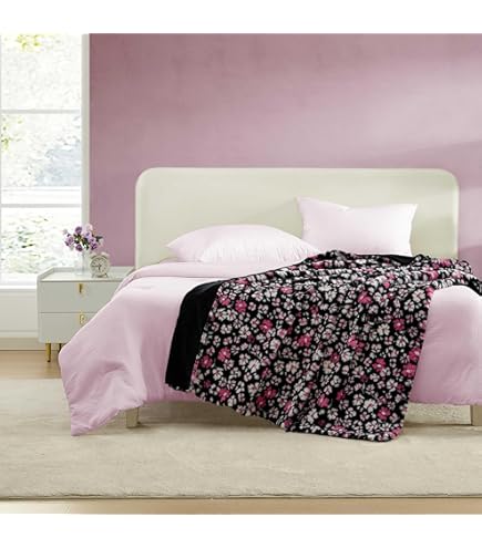 Amazon.com: Betsey Johnson - Blanket, Ultra-Soft Plush Bedding