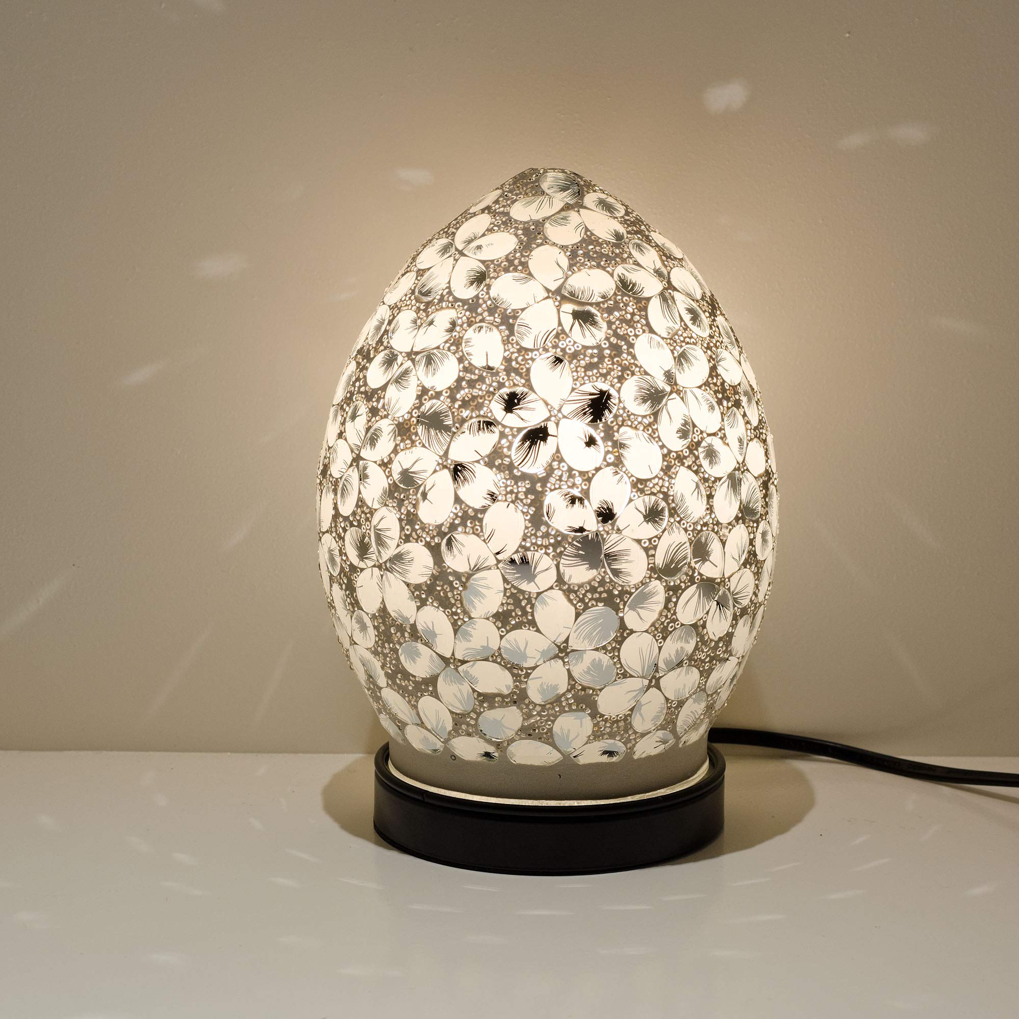 Febland White Flower Tile Mini Mosaic Egg Lamp