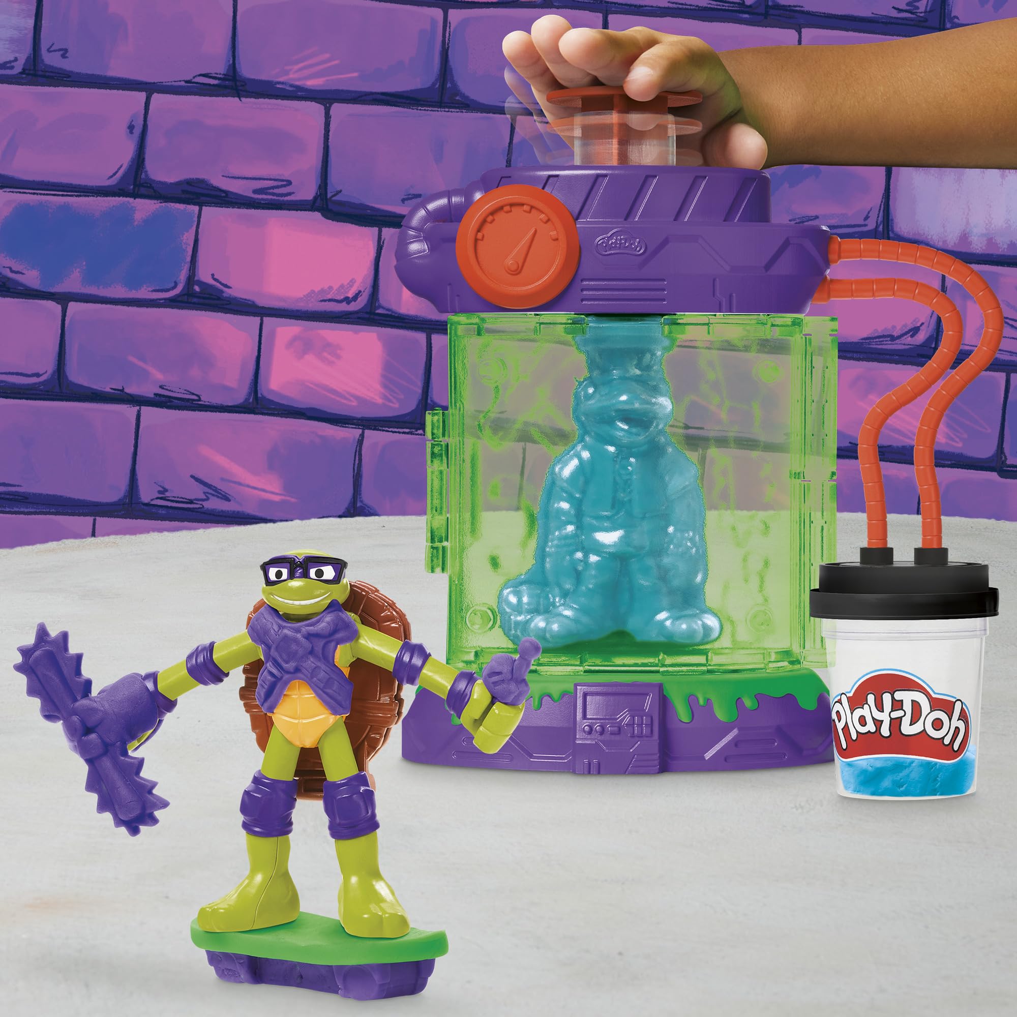 Play-Doh Teenage Mutant Ninja Turtles Mutationsstation Spielset, Bastel-Set für Mädchen und Jungen ab 4 Jahren zum Formen und kreativen Spielen mit 3 Dosen Knete 2