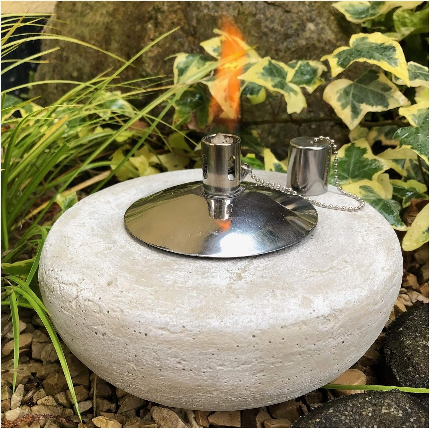 Gartenfackel Ölfackel Öllampe Garten Fackel Tischlampe Steinguss mit Edelstahl Ölbehälter 85ml, ca.2,7 kg schwer (Design Rund)