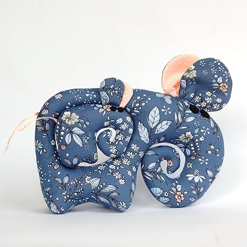 gifts for expecting mothers amazon