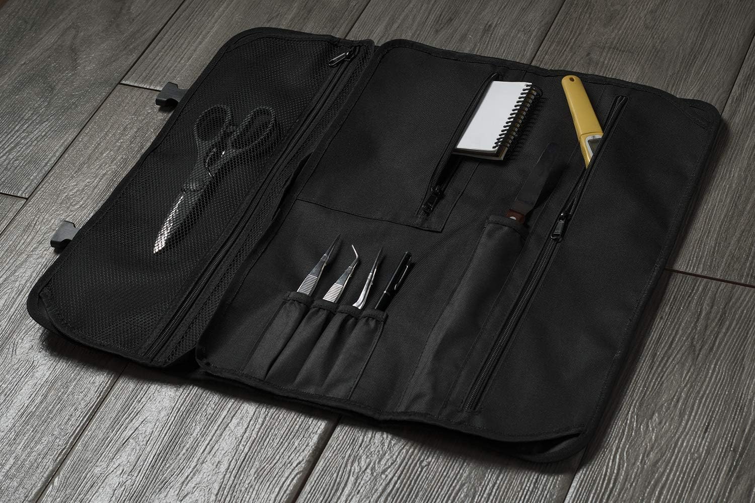 Asaya Chef Knife Roll Bag - 20 Total Pockets for Knives and Kitchen Utensils - Made with Stain Resistant Waxed Nylon - For Chefs and Culinary Students - Knives Not Included(Red): Kitchen & Dining
