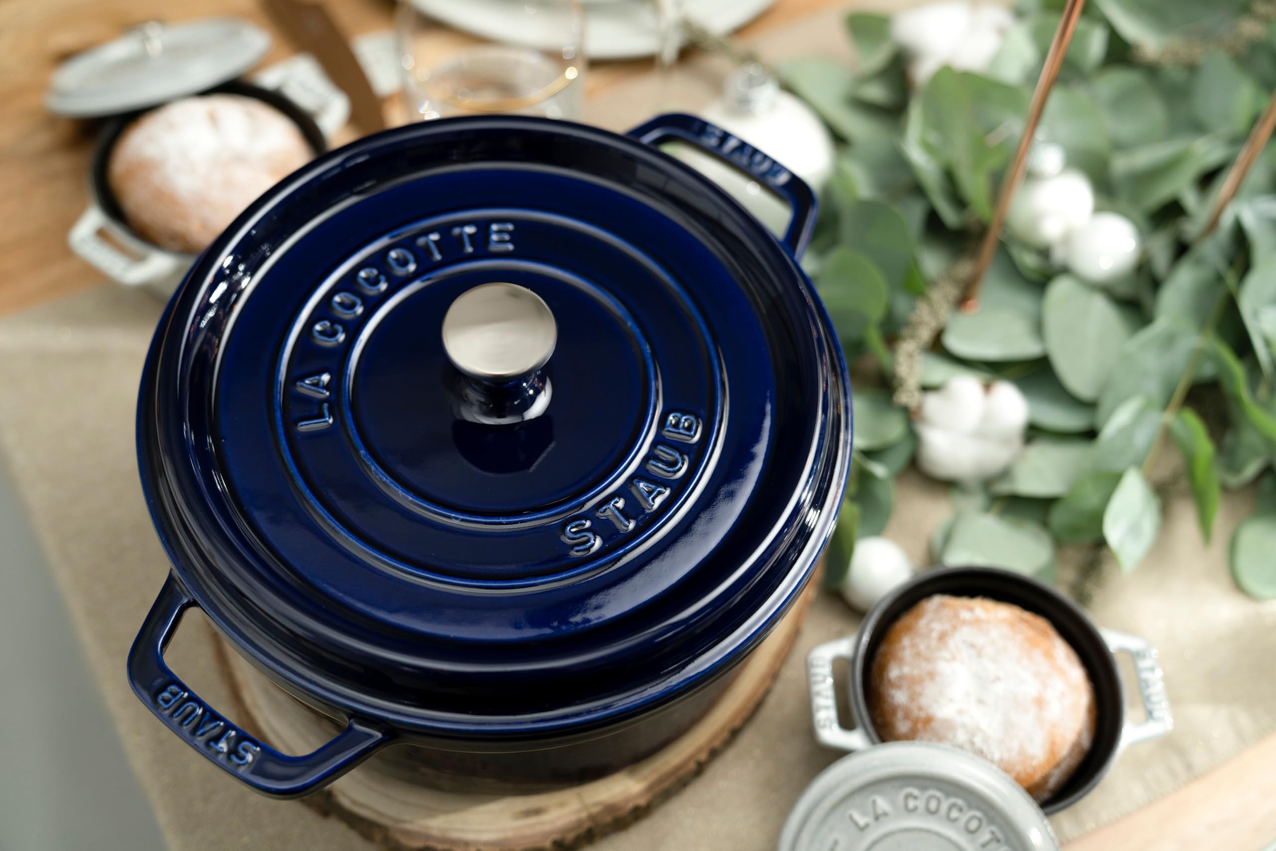 STAUB Cocotte, Gusseisen Bräter, Alle Herdarten inkl Induktion, Rund, 22 cm, 2,6 L, Dunkel-Blau 5