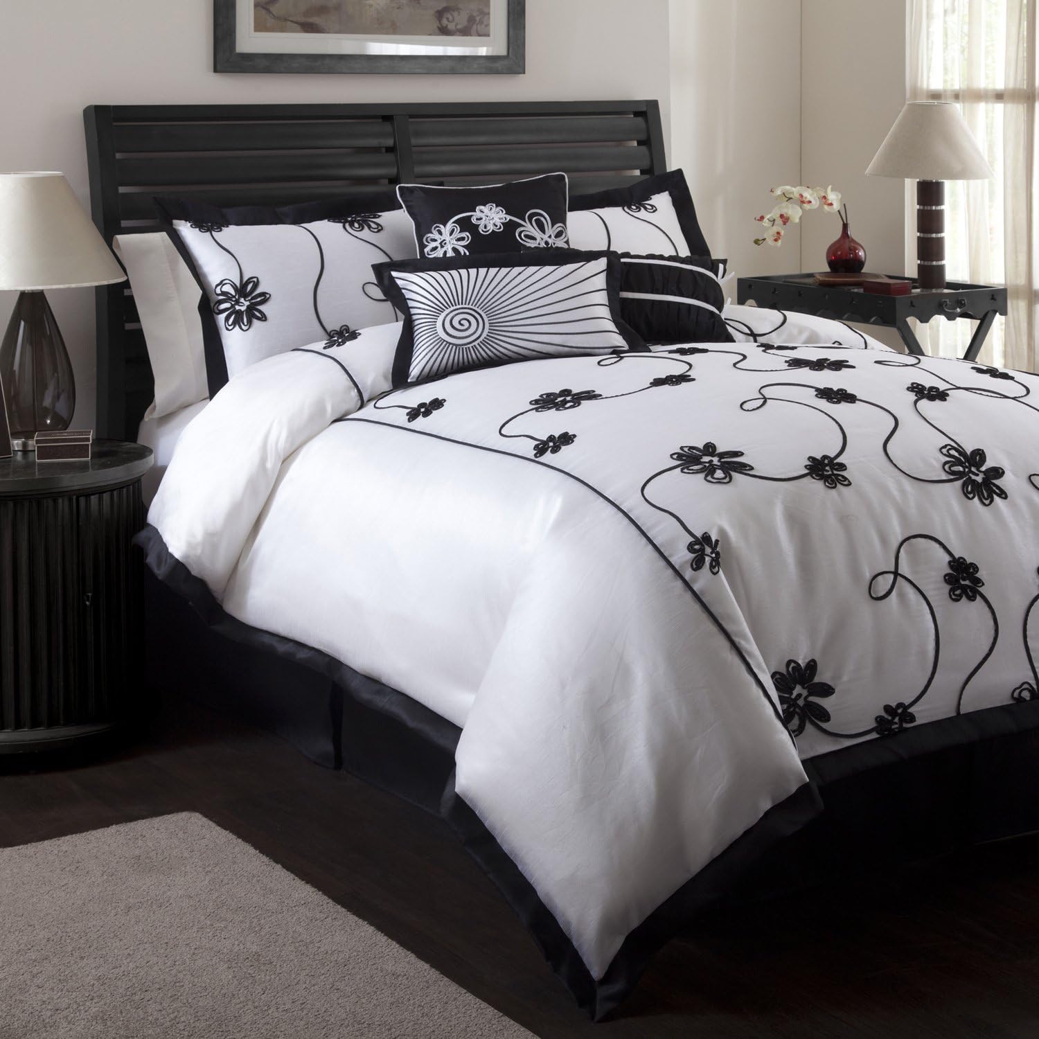Lush Decor Milione Fiori 7Piece Comforter Set, Black/White