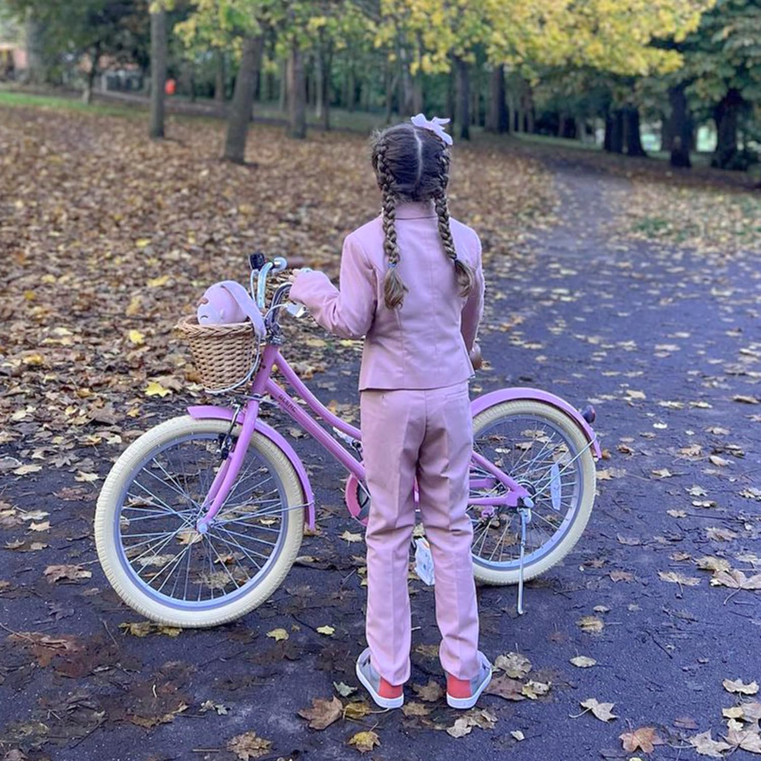 Glerc Little Molly 12-20 Inch Kids Retro Cruiser Bike for 2-13 Year Old with Wicker Basket & Training Wheels/Kickstand, Multiple Colors