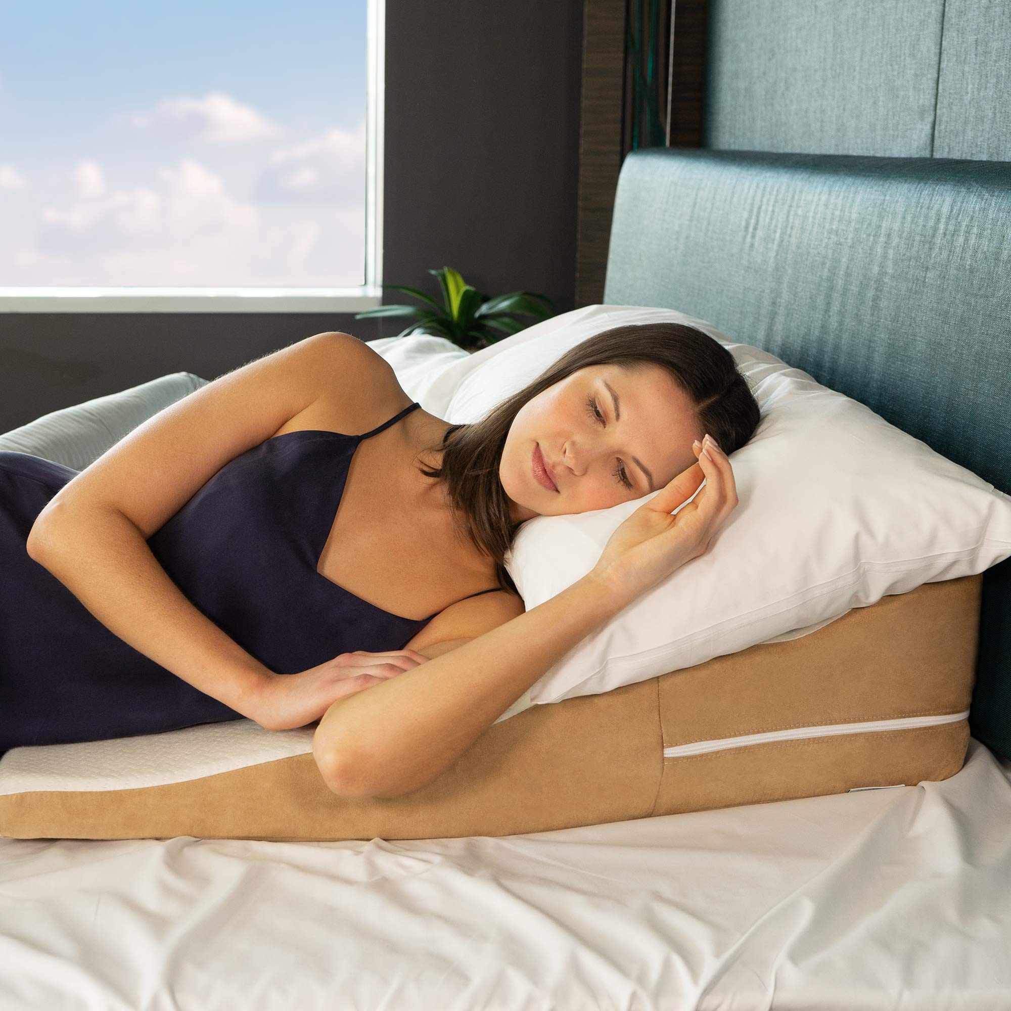 Avana Contoured Bed Wedge 24