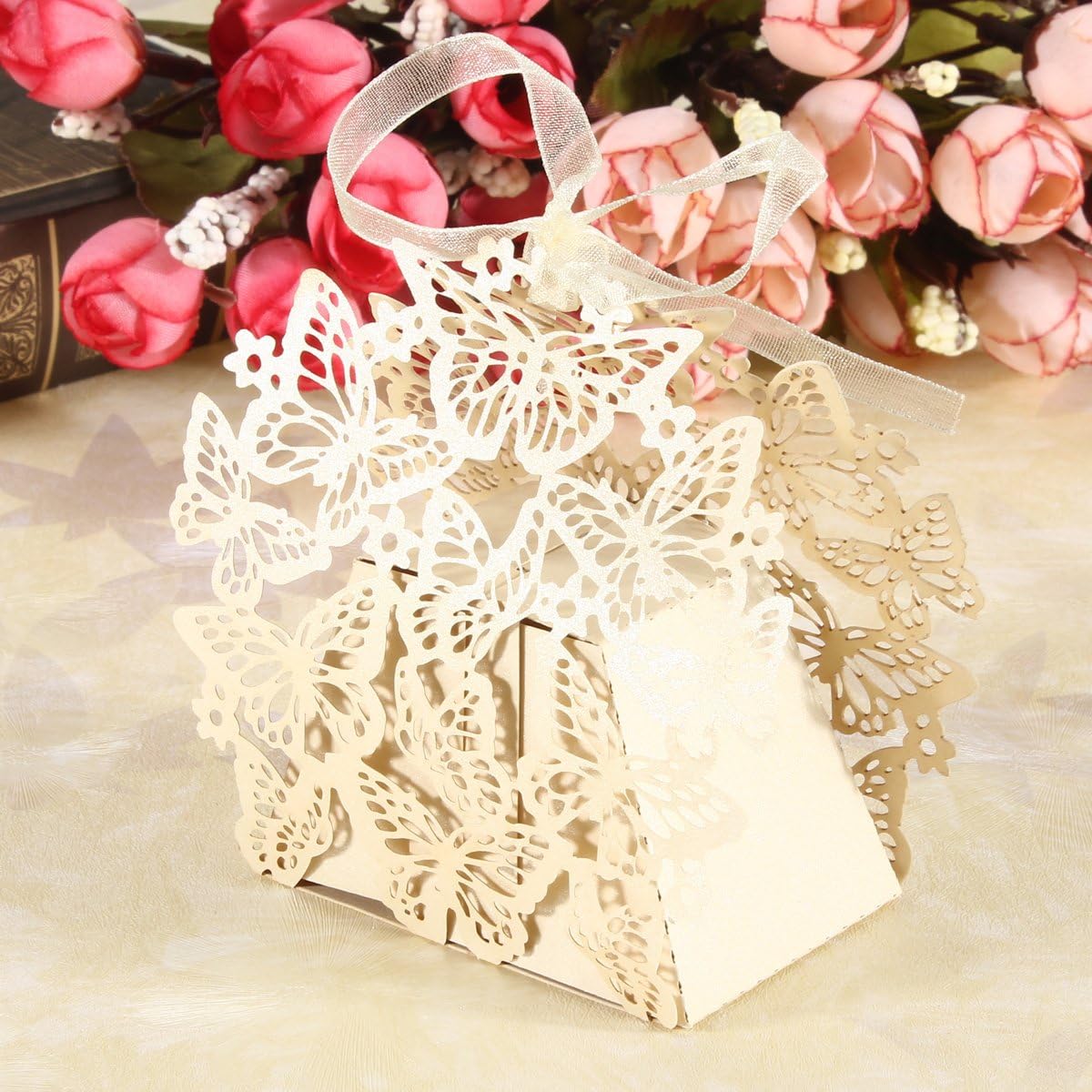 Gospire 50pcs Butterfly Party Wedding Favor Box Birthday Shower Party Candy Boxes Bombonera (Ivory White)