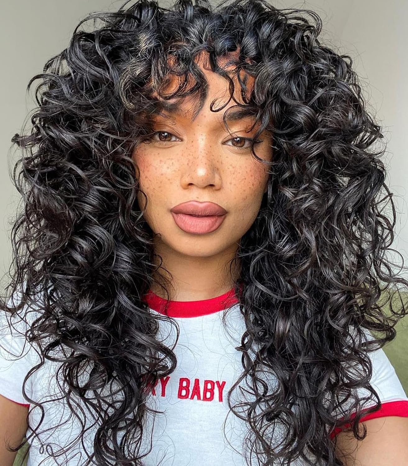 CoCrowns Curly Wig with Bangs for Black Women Long curly Shag Synthetic Hair Wigs Daily Use Cosplay 17 Inch (Black)