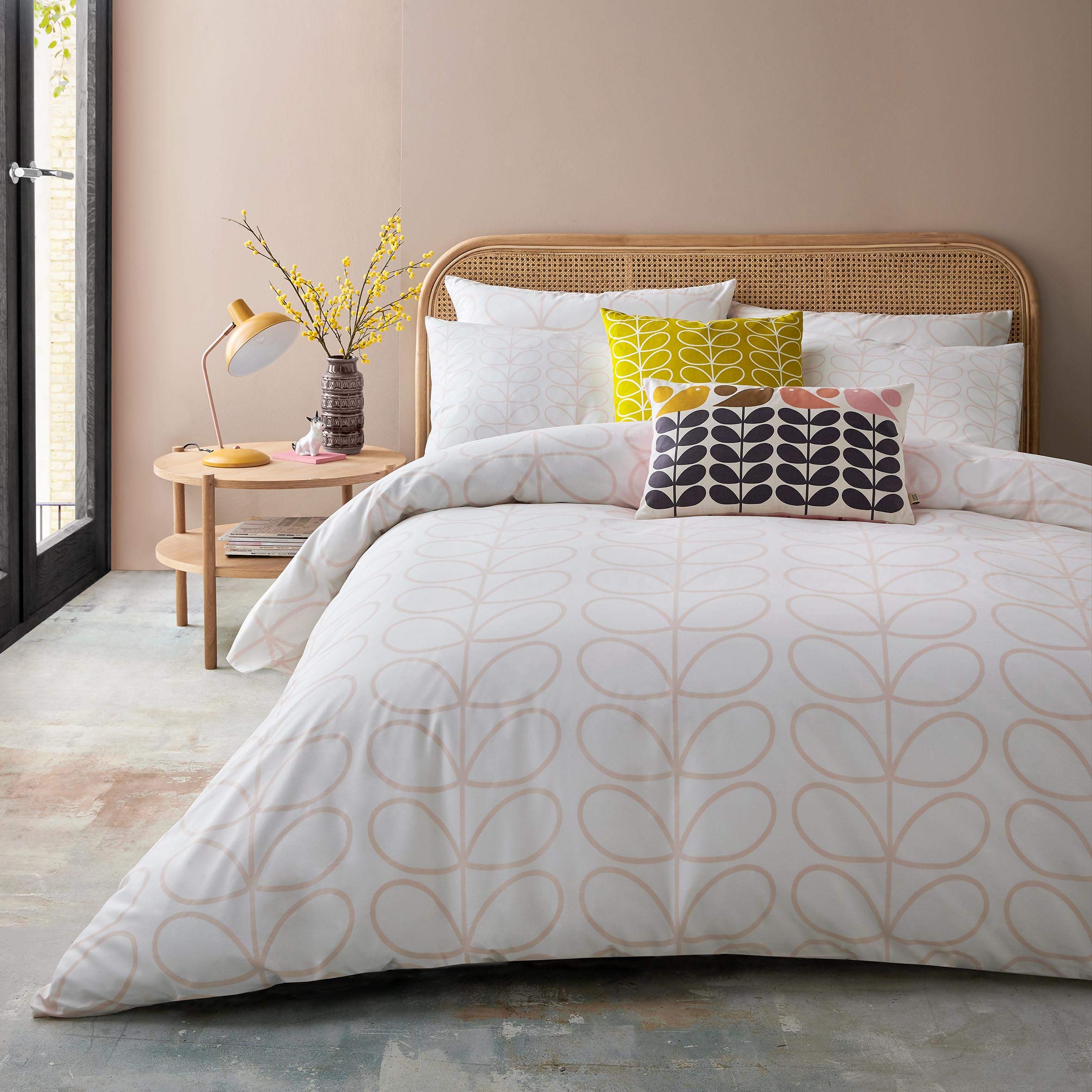 Orla Kiely Linear Stem Cloud Pink Bedding Duvet Cover, King 230x220cm
