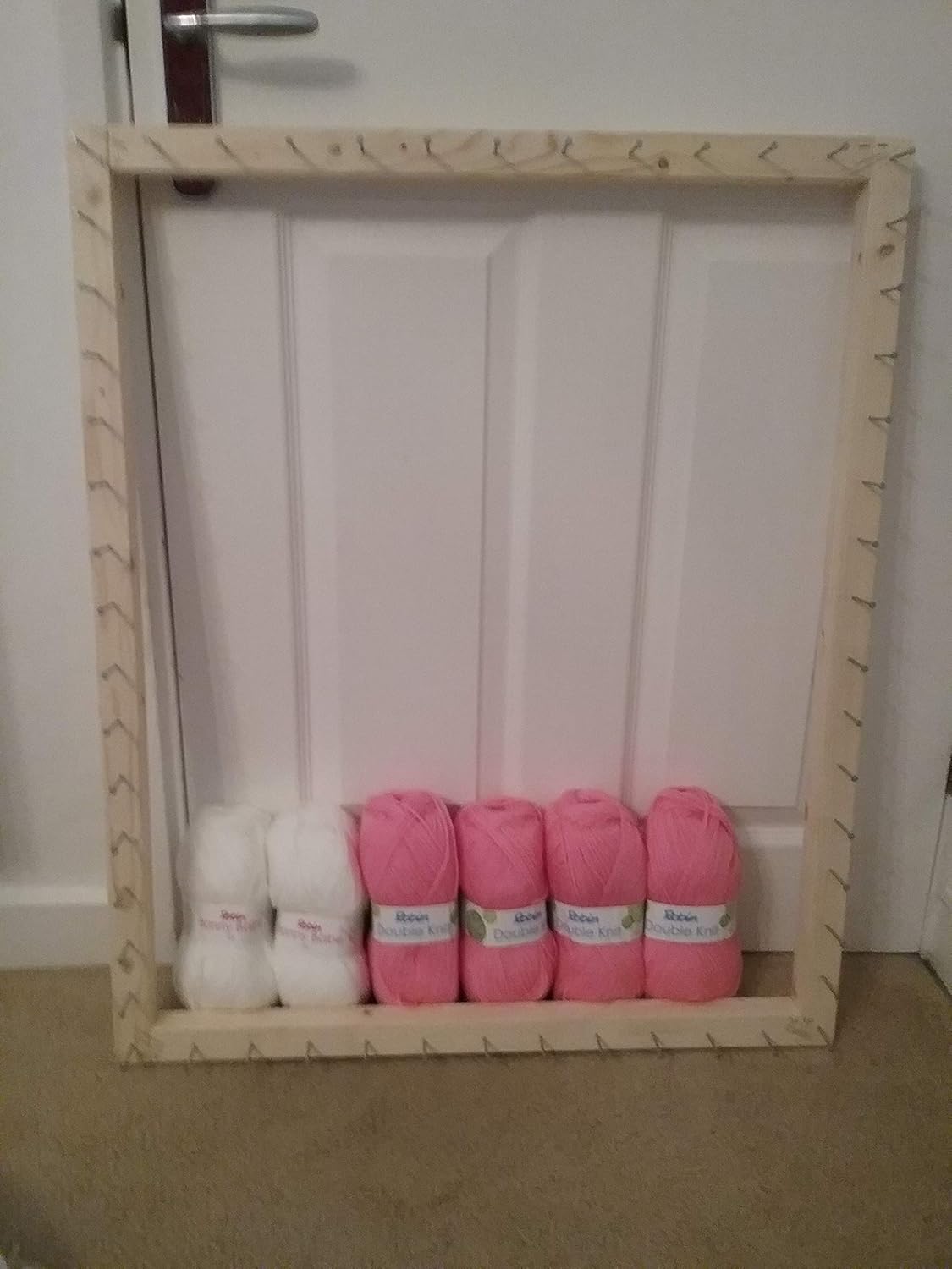 Frame to make pom pom blanket 31.5 x 26 inches with instructions KIT