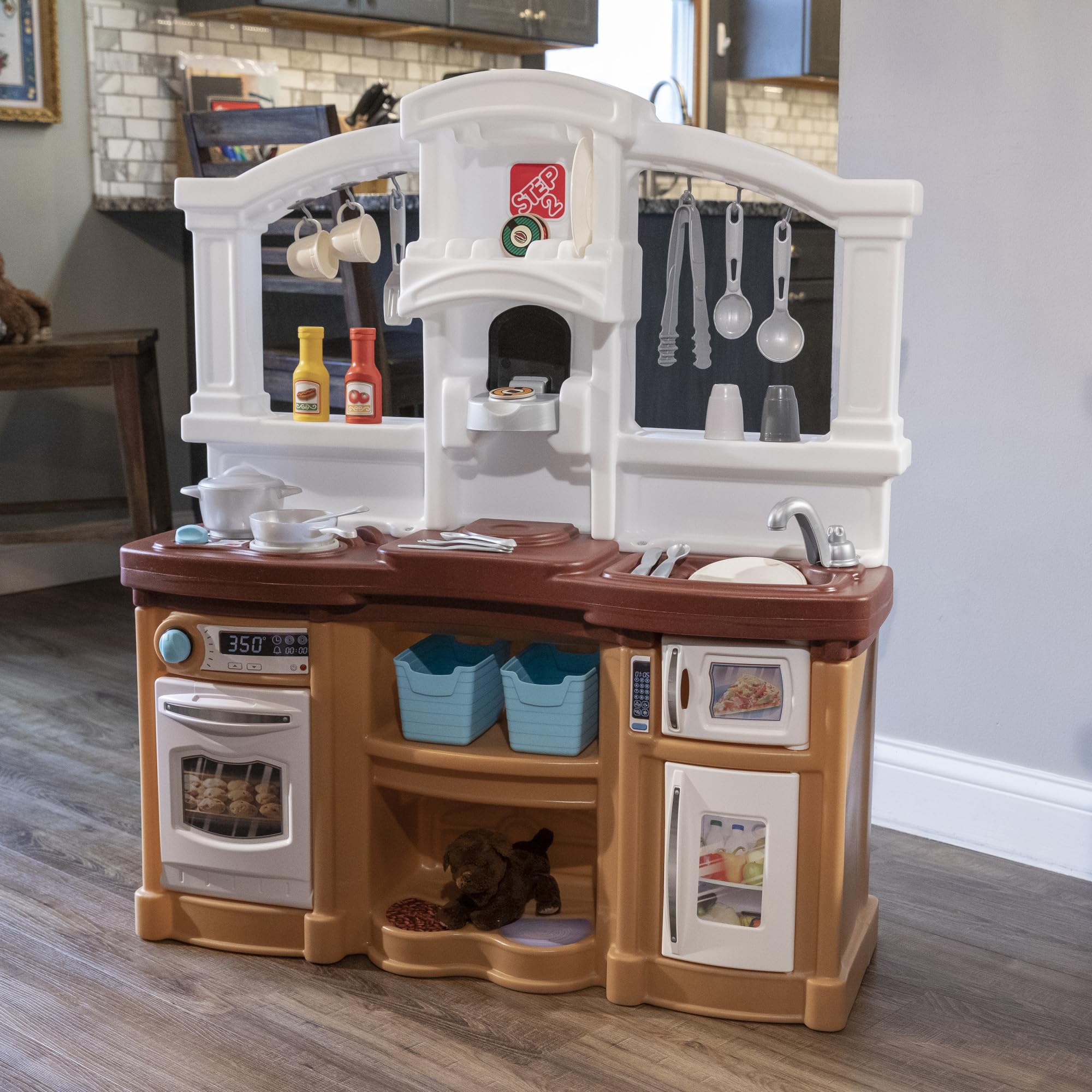 Step2 Fun with Friends Kids Kitchen Playset, Indoor/Outdoor Kitchenette, Interactive Play with Lights and Sounds, Durable Plastic, Includes 25 Piece Toy Accessories, Toddlers 2+ Years Old, Tan