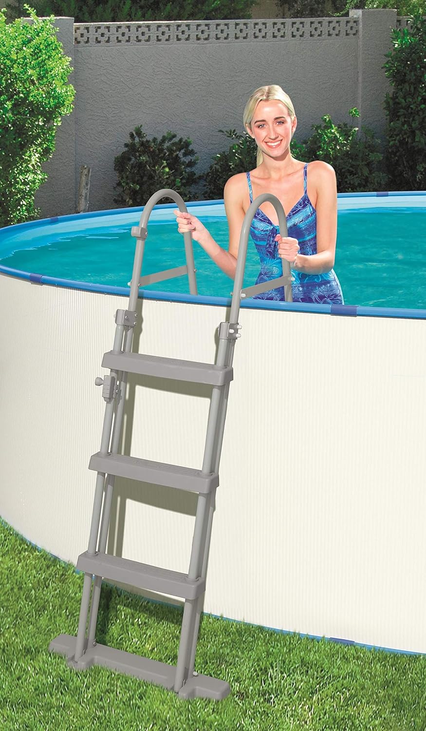 toboganes escaleras y trampolines