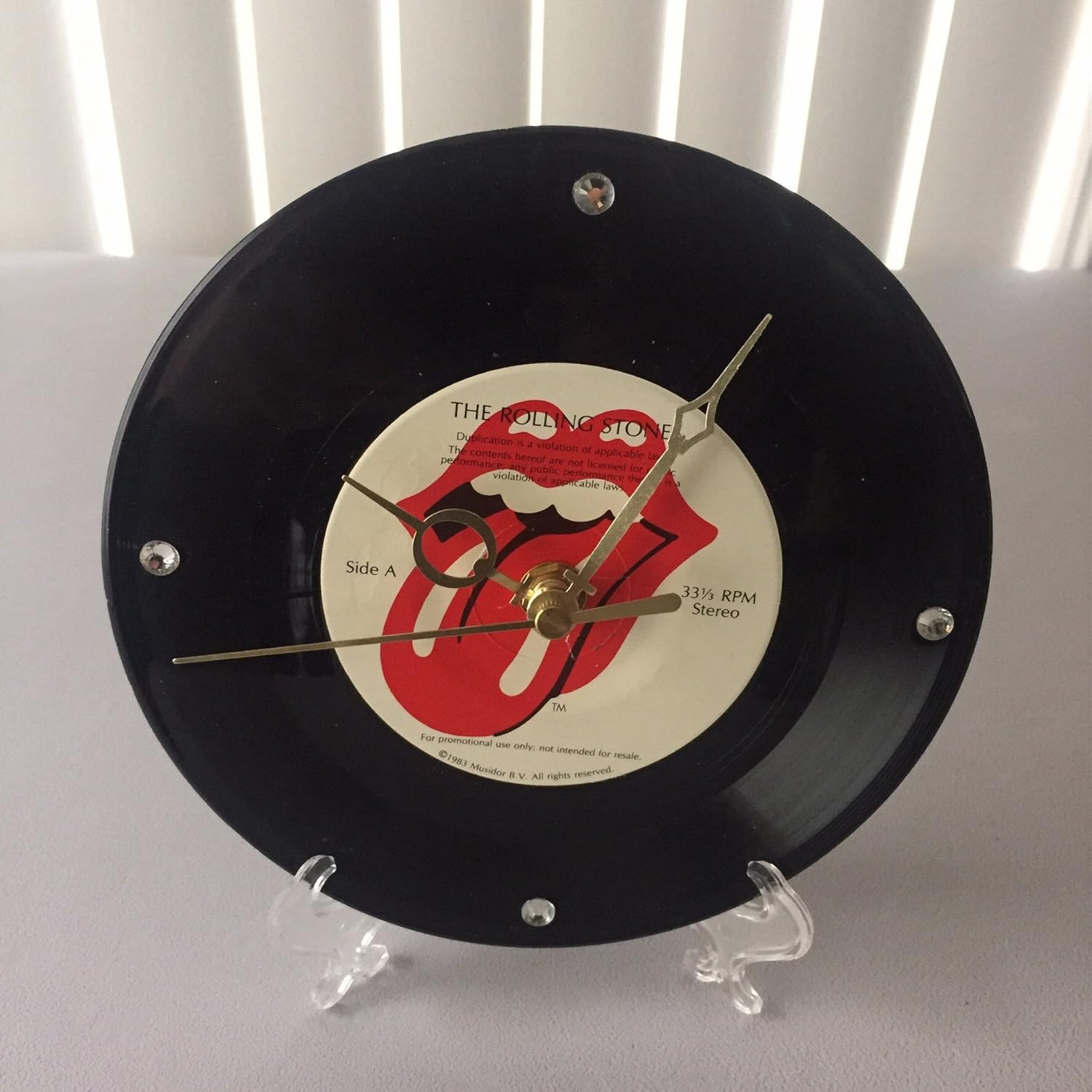 THE ROLLING STONES THE ROLLING STONES 7" RECORD DESK CLOCK WITH STAND