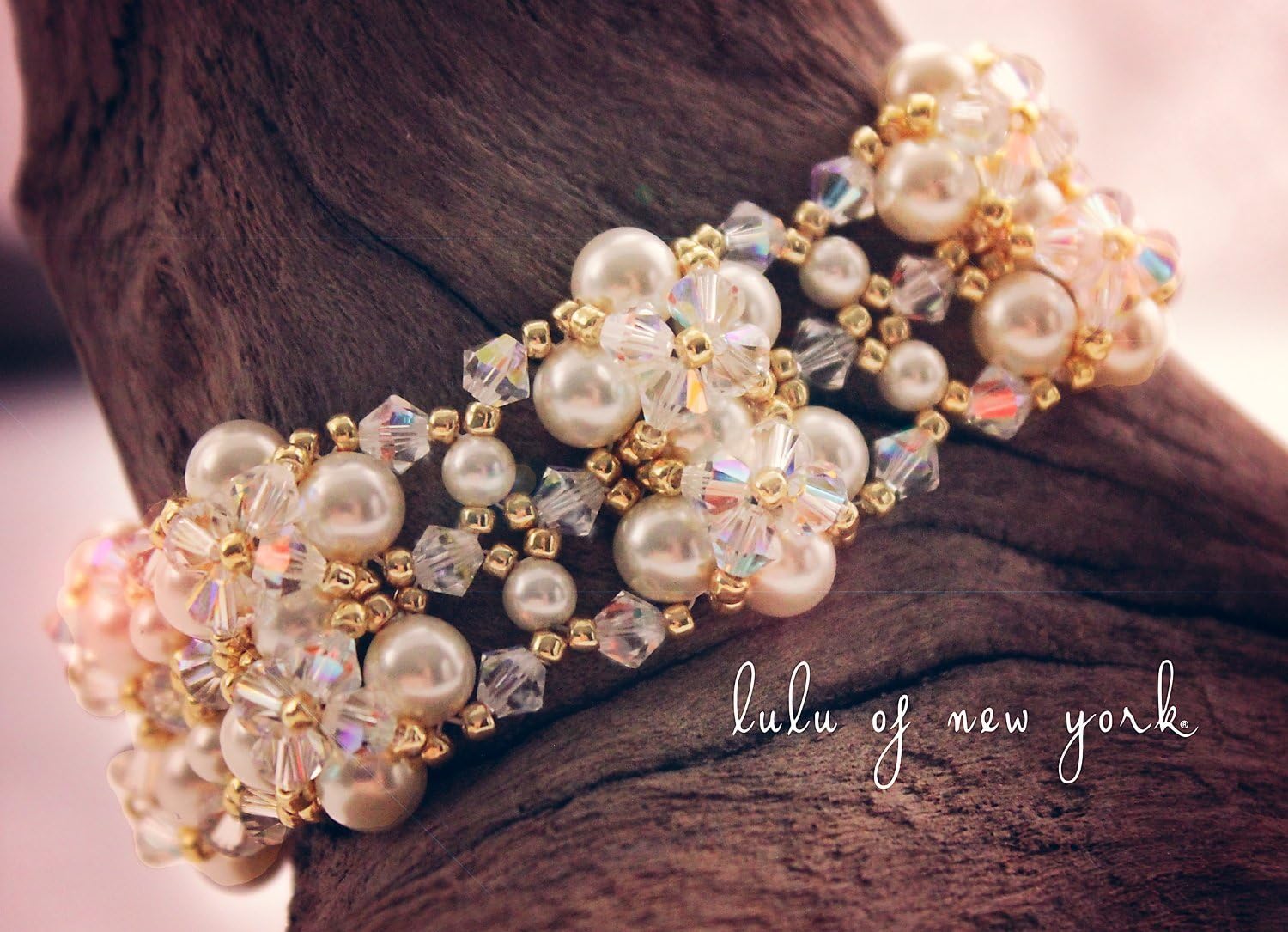 Pearl Bracelet with Swarovski Crystal and 24KP Gold Beads 7". Holiday Ready !