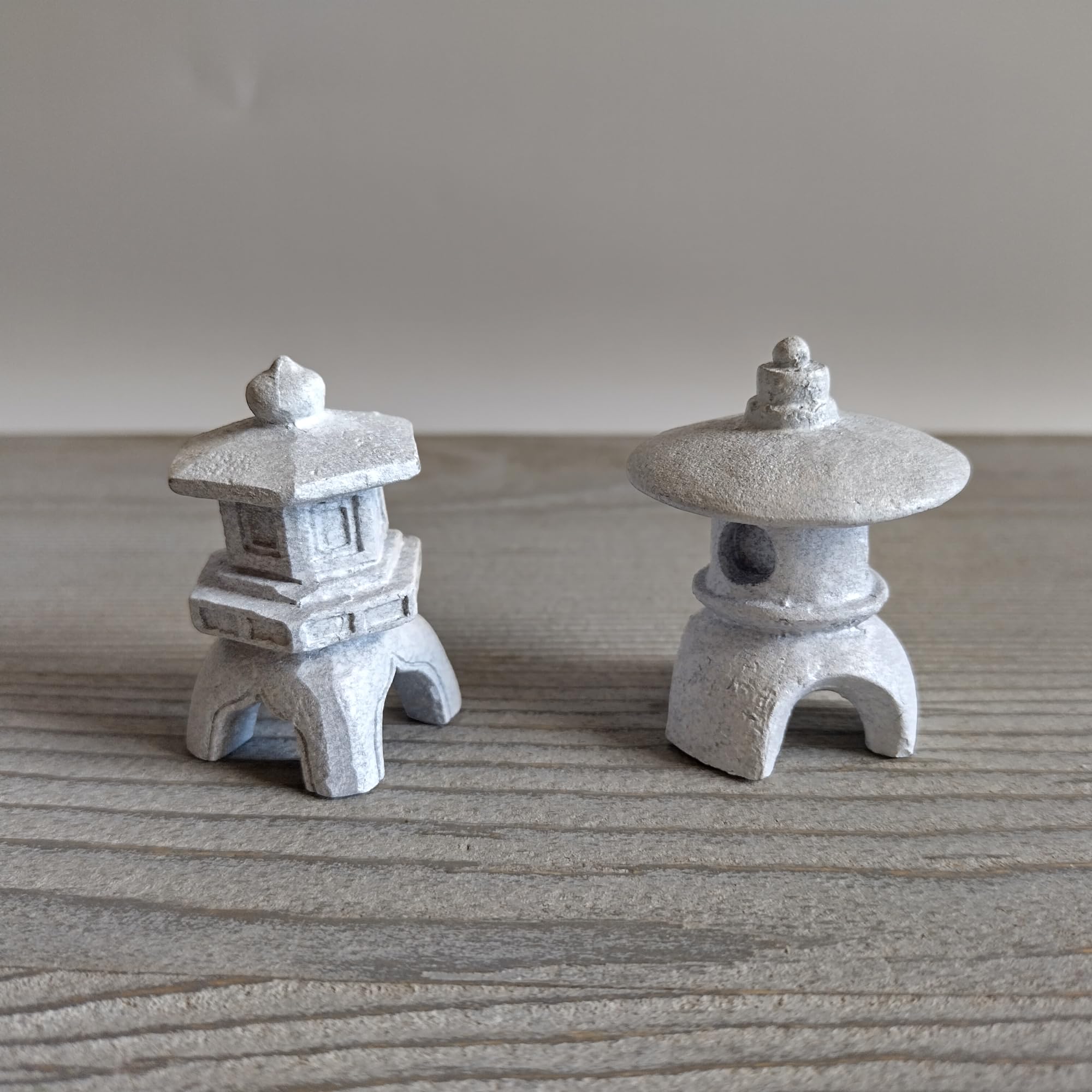 Miniature Japanese Lantern for Tabletop Terrarium, Zen Garden, Fairy Garden, Bonsai Tree Decoration (Twin Pack-Light Grey)