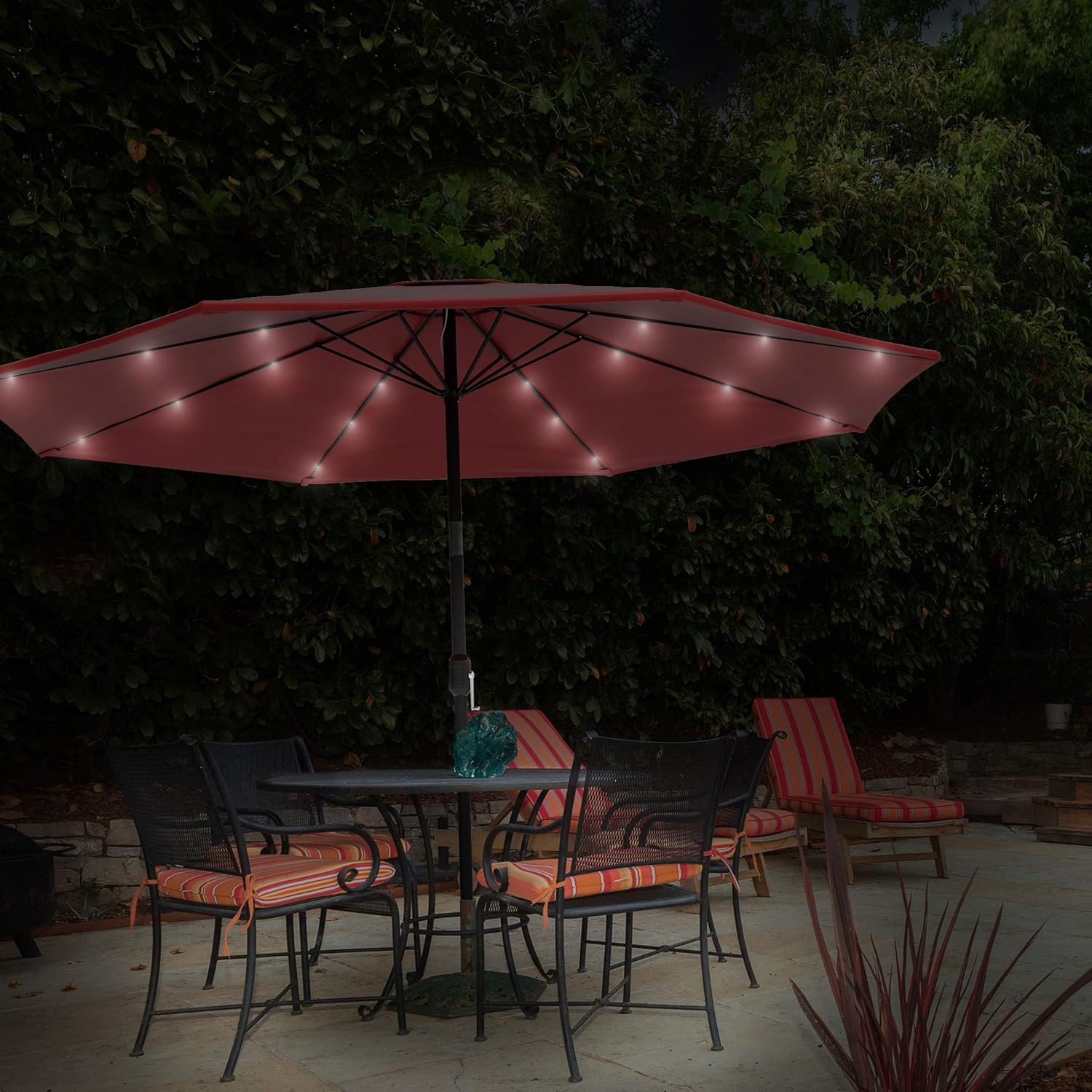 Amazon Com Pure Garden 50 Lg1174 Patio Umbrella 10 Foot Deck Shade With Solar Powered Led Lights Crank Tilt And Fade Resistant Uv Protection Canopy Crimson Red Garden Outdoor