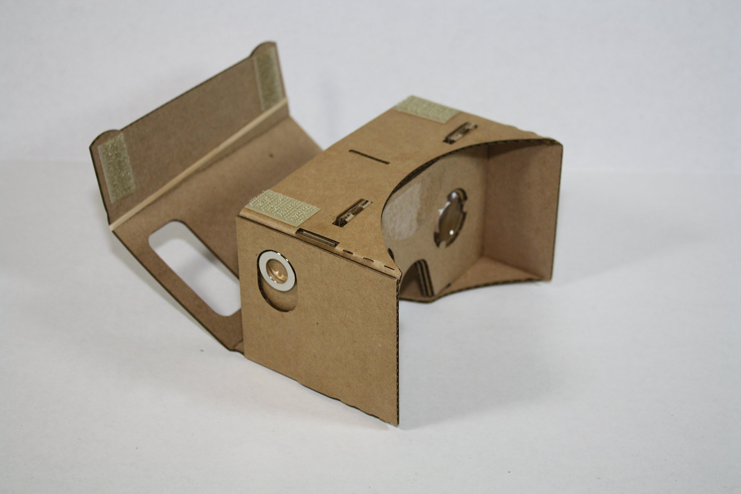 Google Cardboard VR Kit - "Laser Cut" Assembled by Unofficial Cardboard(TM)