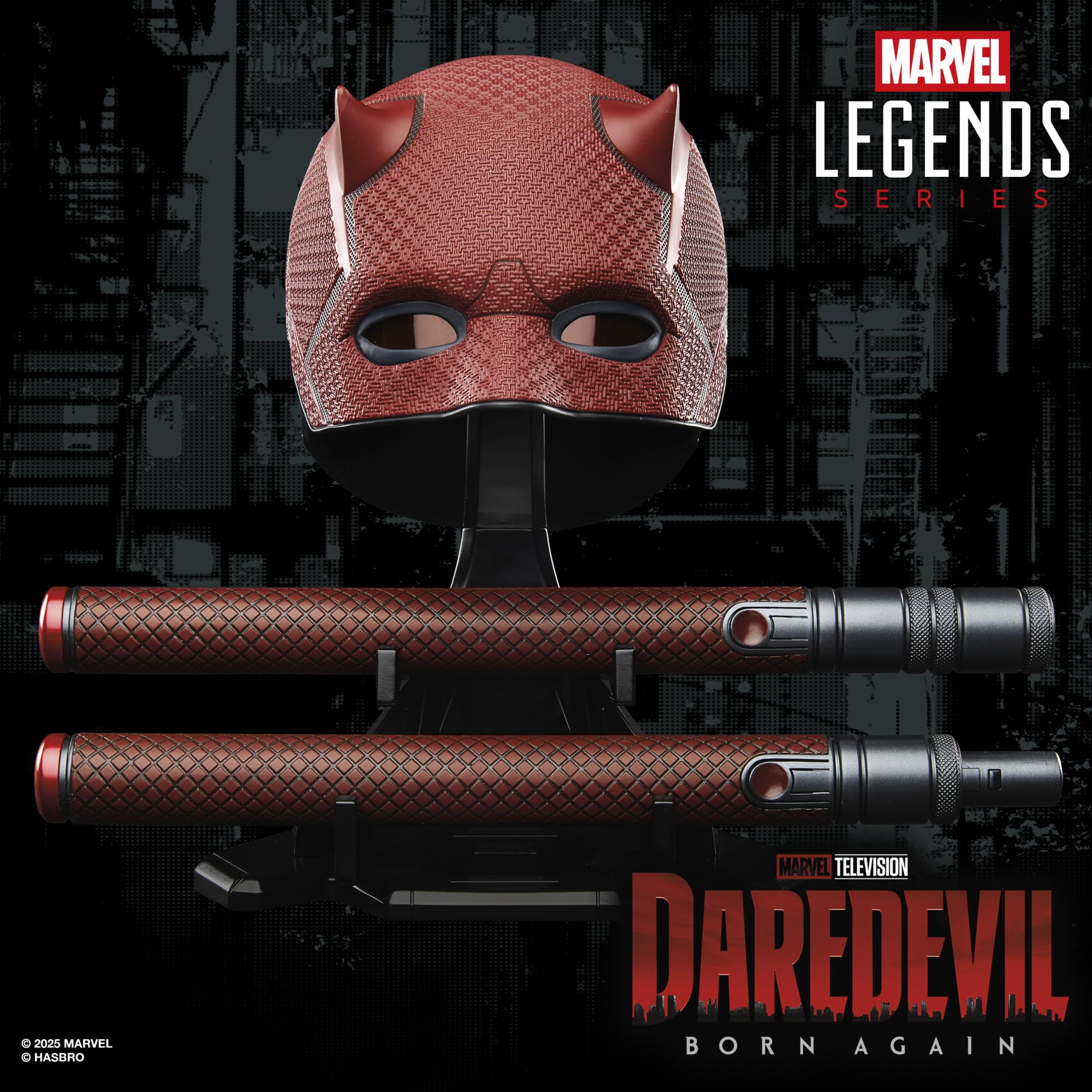 Marvel Legends Series Daredevil: Born Again Premium Rollenspielmaske und Schlagstock, Red 4