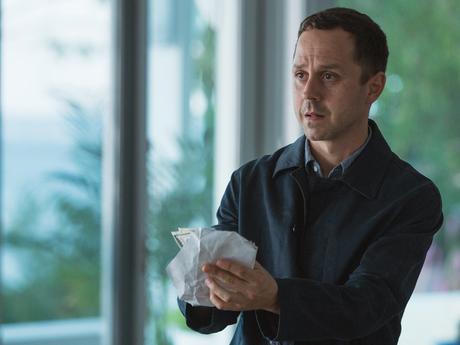 Amazon.de Sneaky Pete Staffel 1 [dt./OV] ansehen Prime Video