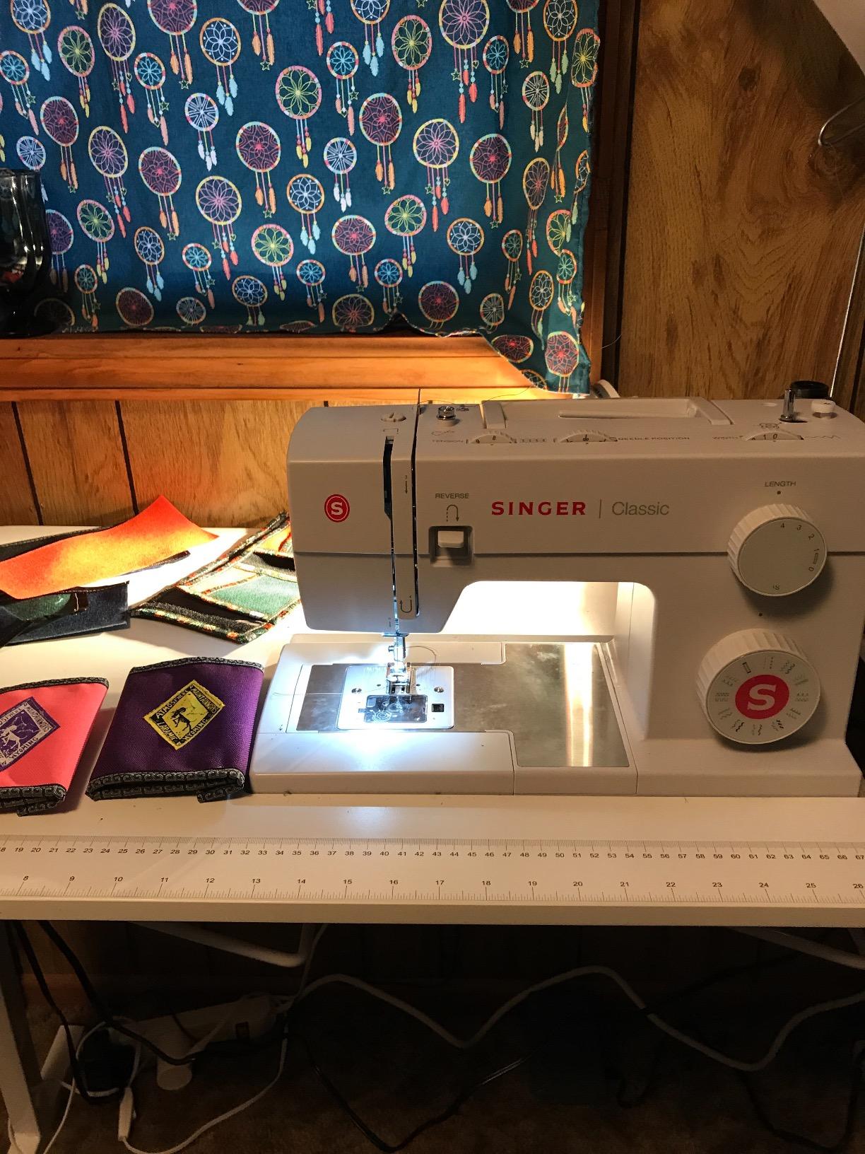37/mo Finance Singer Classic 23Stitch HeavyDuty Mechanical Sewing