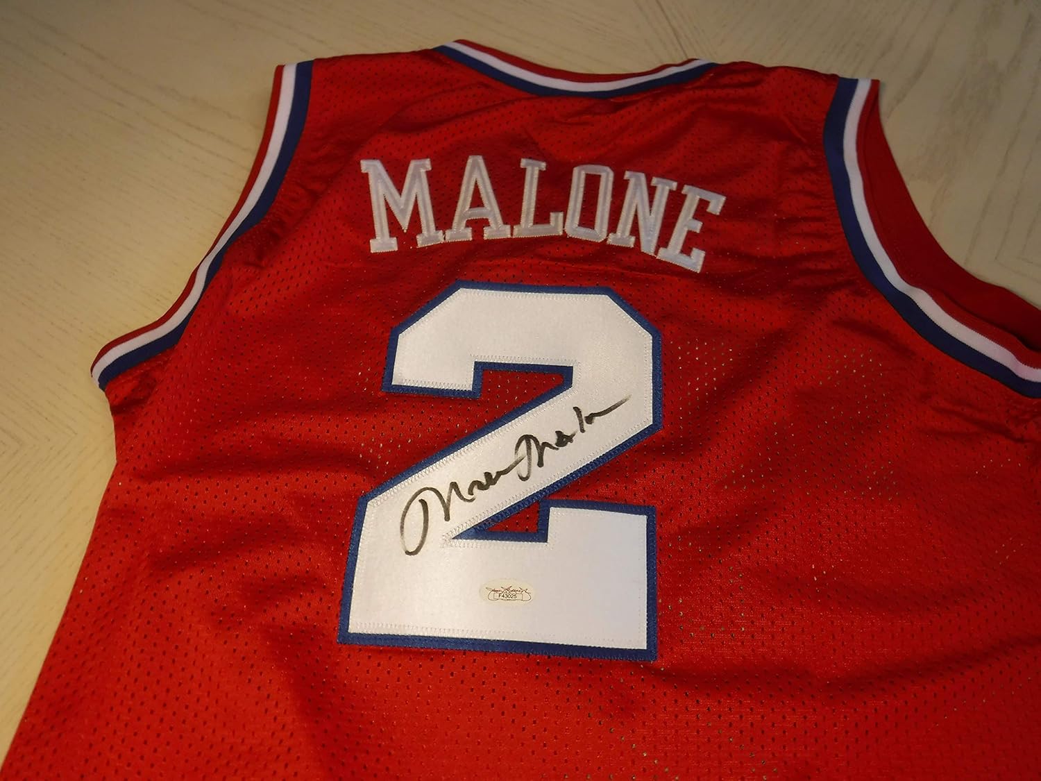moses malone jersey